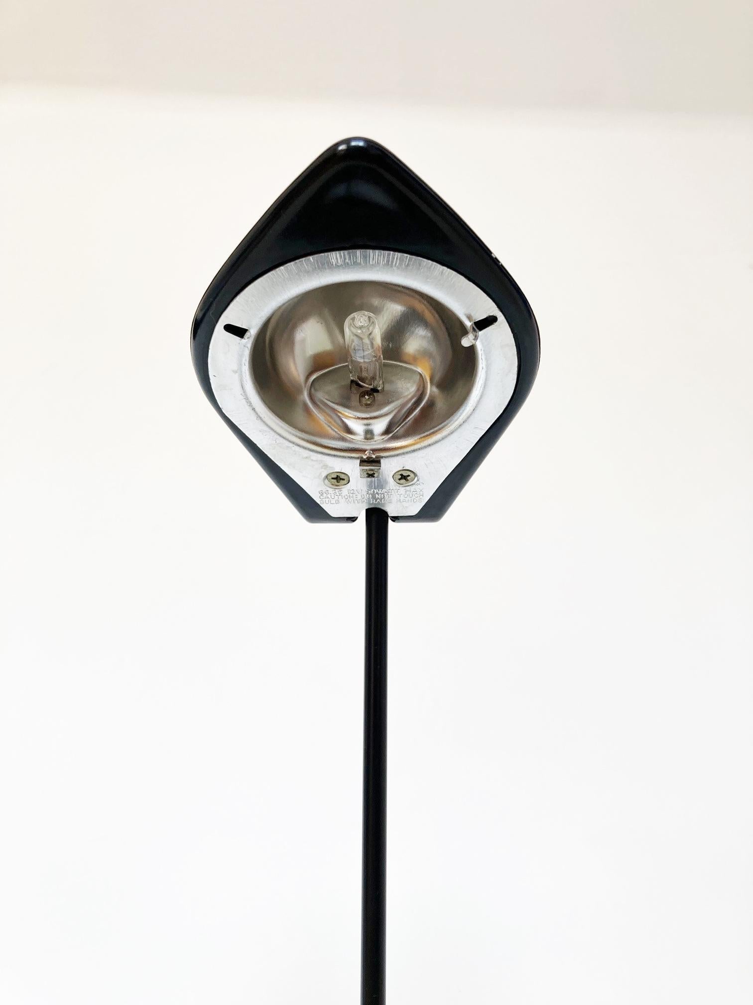 Lampe de table Modèle Anade par Josep Lluscá pour Metalarte, Spain 1980 en vente 5