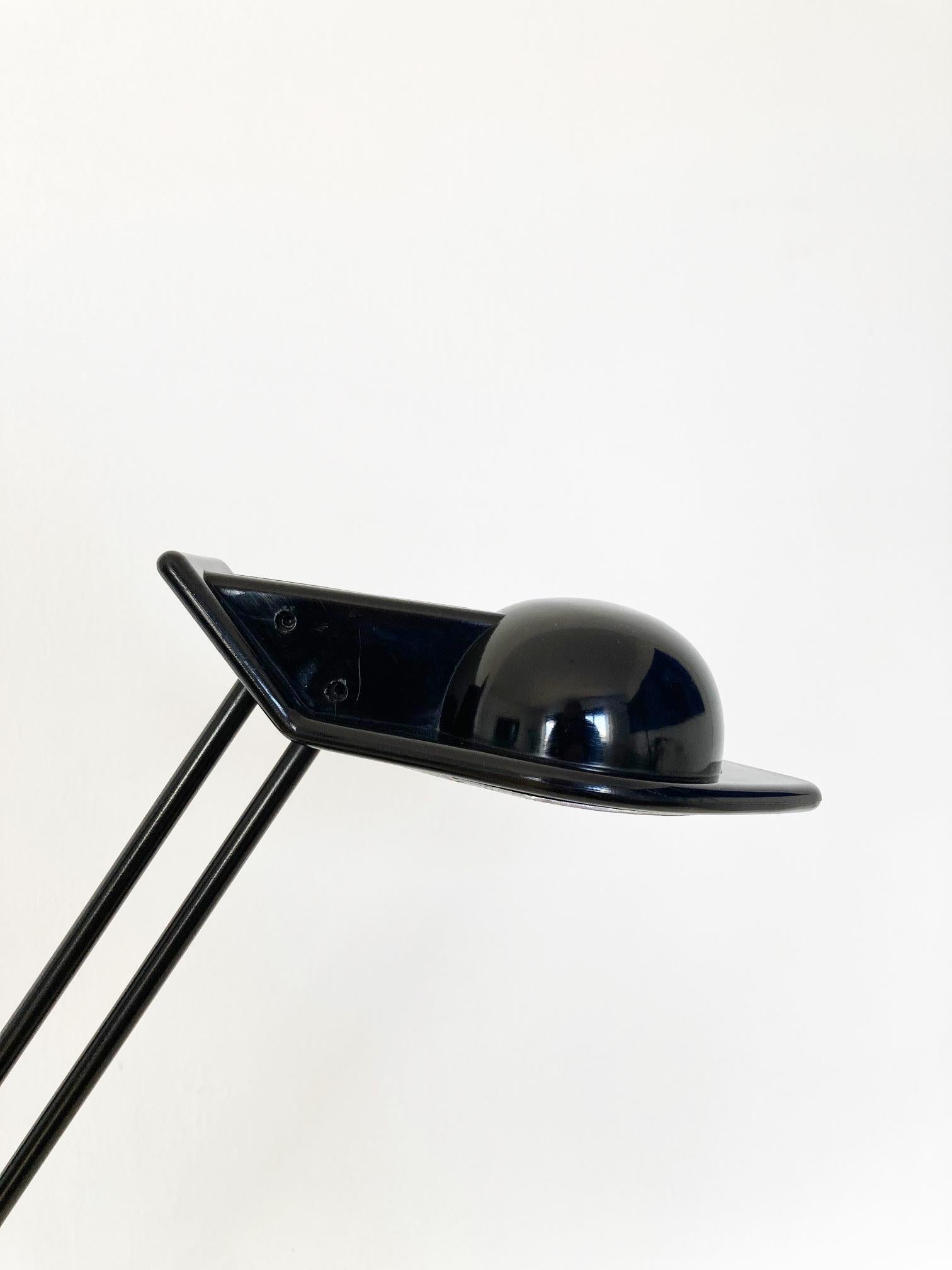 Fin du 20e siècle Lampe de table Modèle Anade par Josep Lluscá pour Metalarte, Spain 1980 en vente