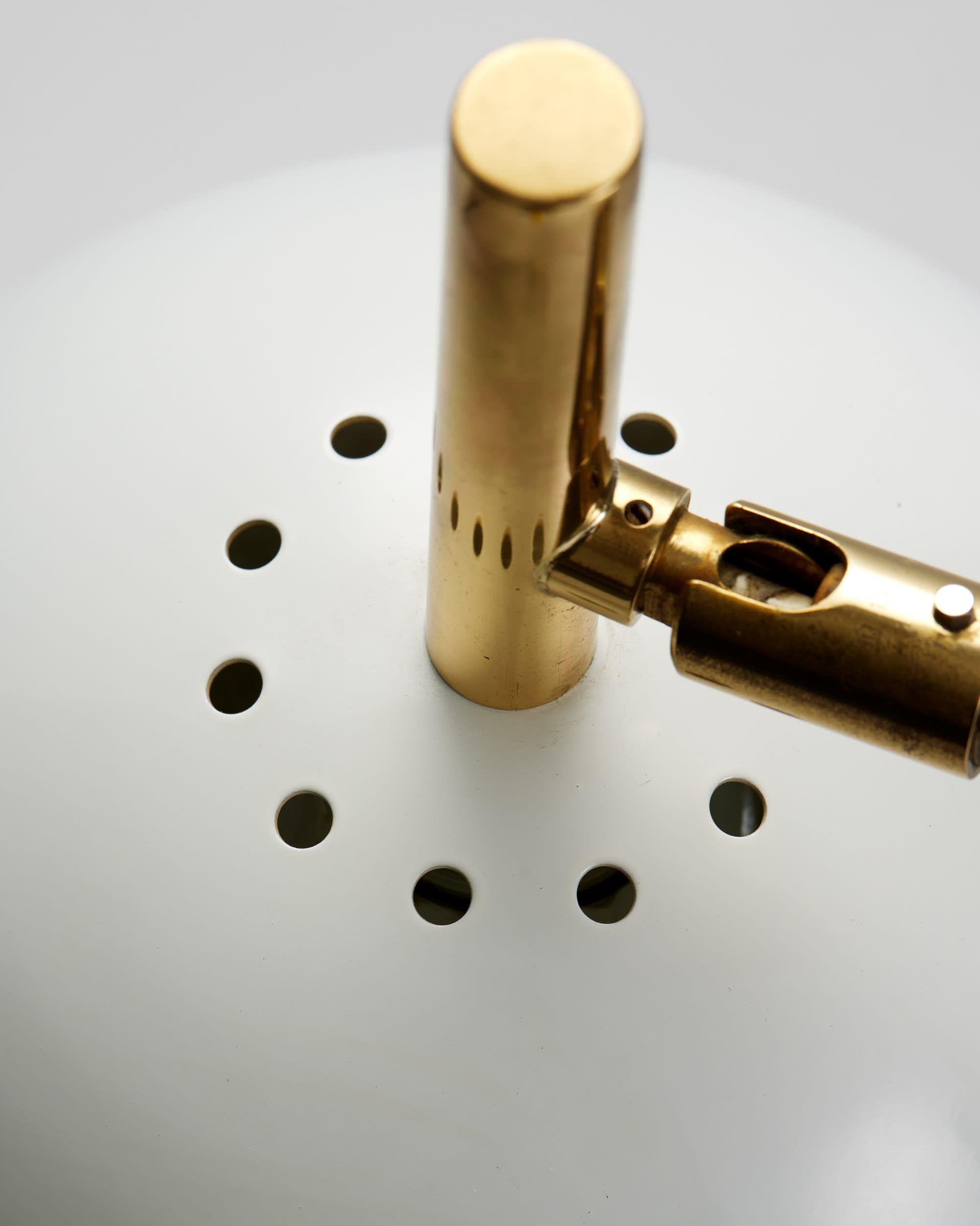 Table lamp model B 275 designed by Hans-Agne Jakobsson for Markaryd, Sweden In Good Condition For Sale In Stockholm, SE