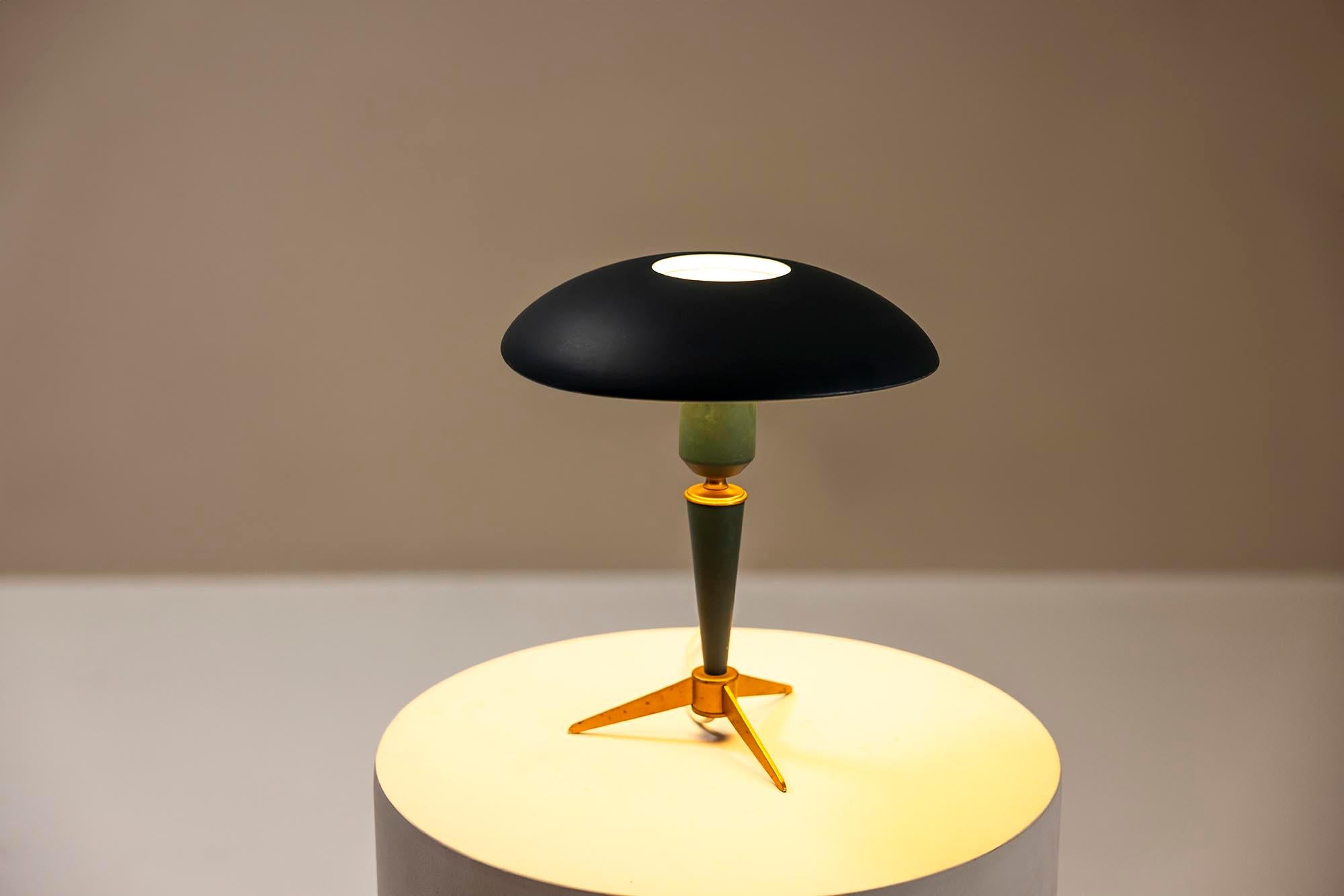 Dutch Table lamp model “Bijoo Tripod Ufo” by Louis Kalff for Philips, Netherlands 1950 For Sale