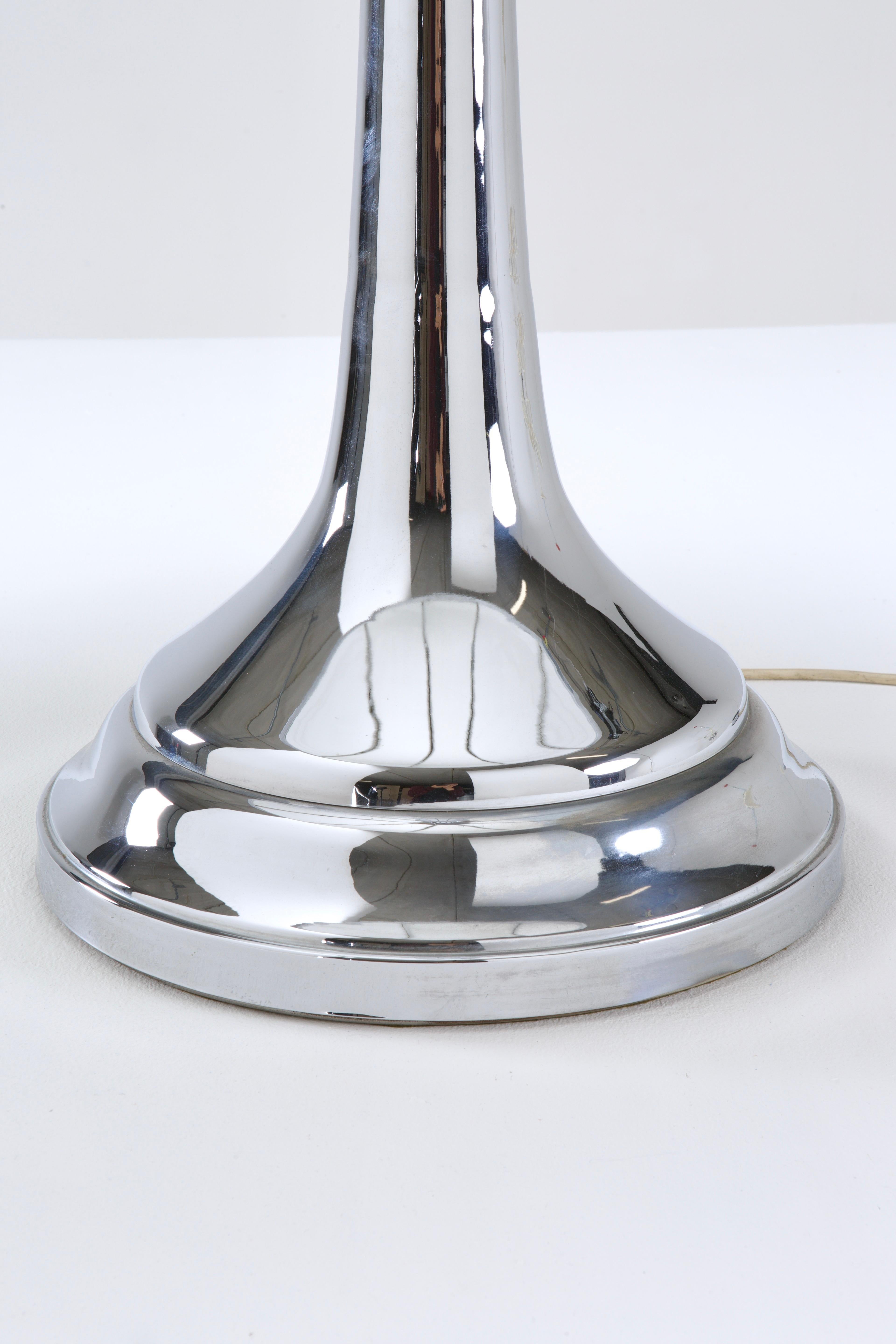 Table Lamp model Fungo by Gabriella Crespi, Italian Design 1970s  2