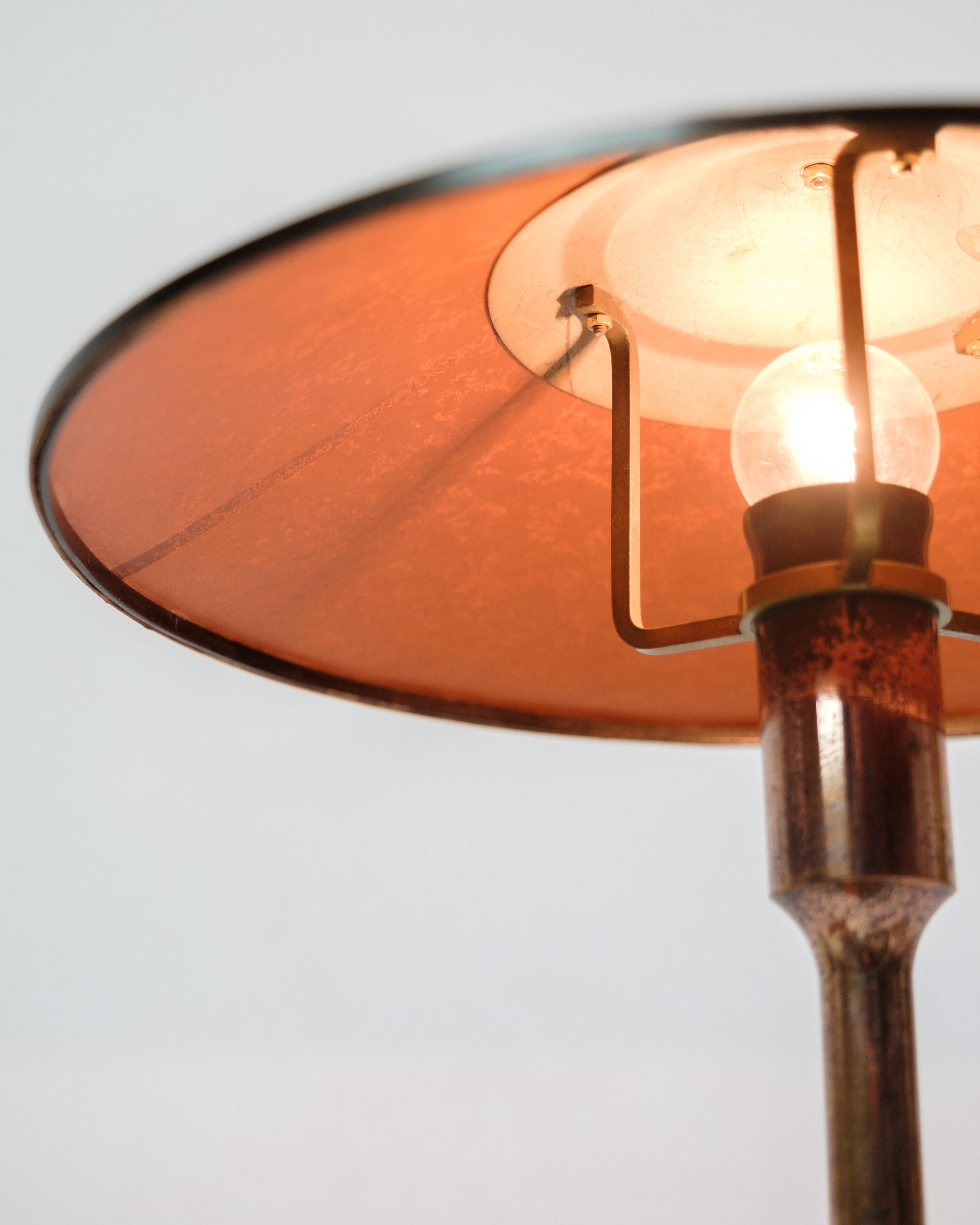 Laiton Lampe de table modèle Kongelys en laiton bruni par Fog & Mørup des années 1930 en vente