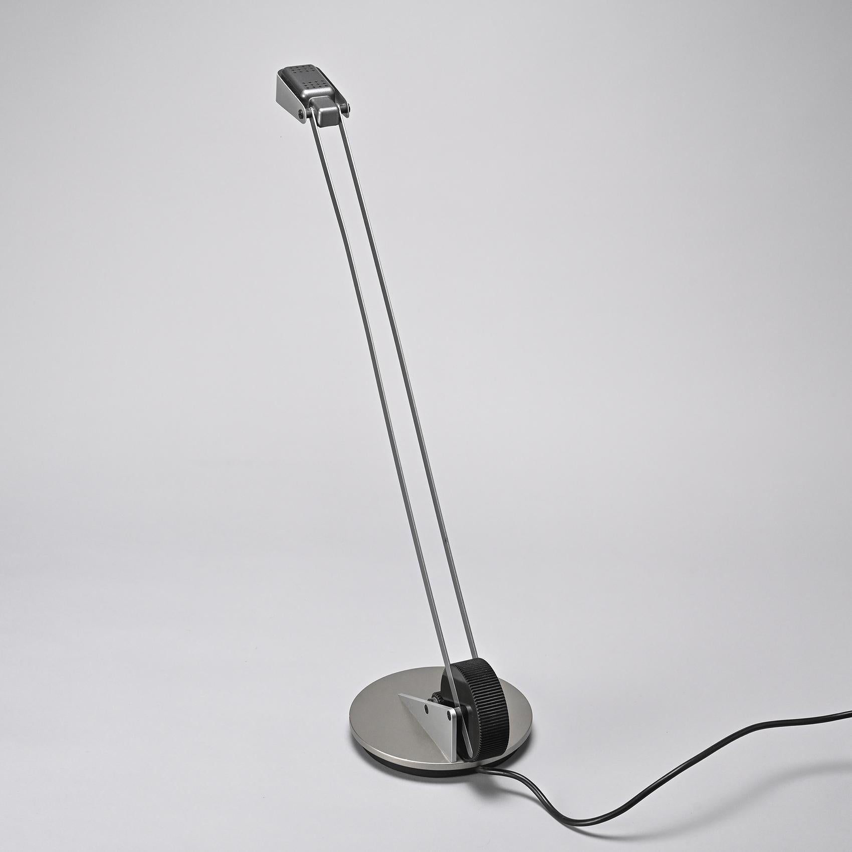 Table lamp Model Meccanica  by Michele de Lucchi, circa 1980 For Sale 2