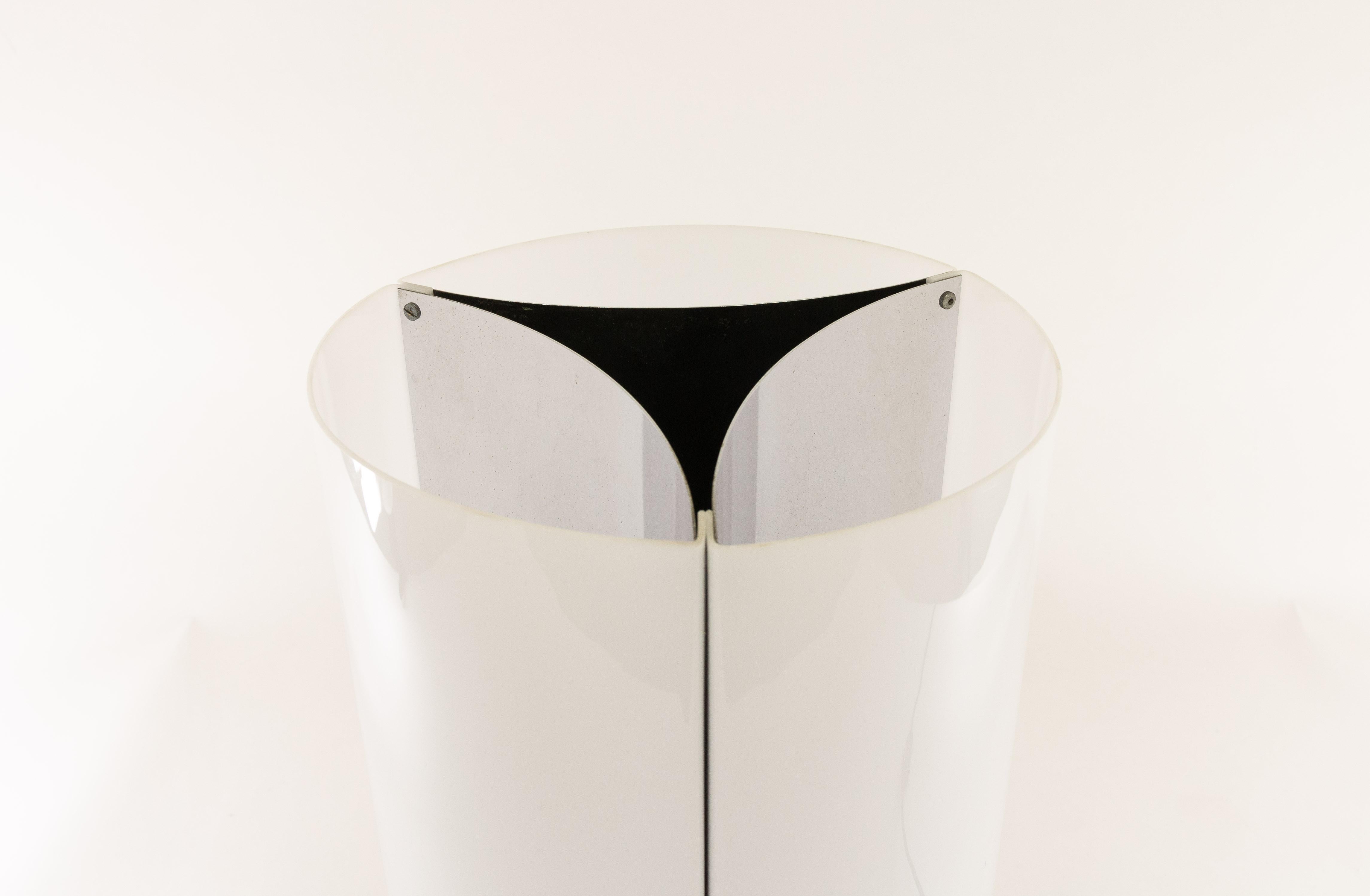 Table Lamp Model No. 526/P by Massimo Vignelli for Arteluce, 1965 In Good Condition In Rotterdam, NL