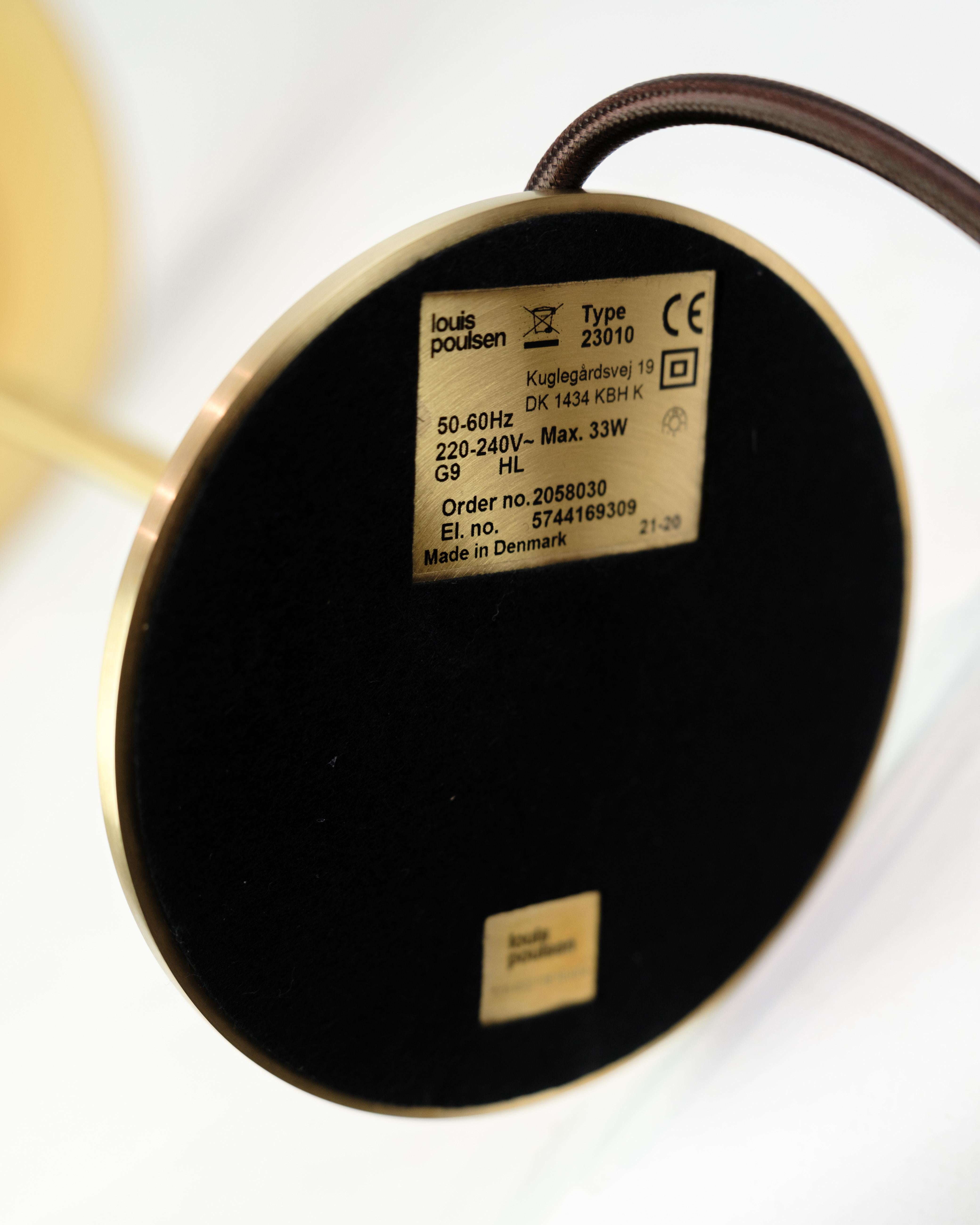 Lampe de table Model No 2/1 Limited Edition In Brass By Poul Henningsen en vente 2