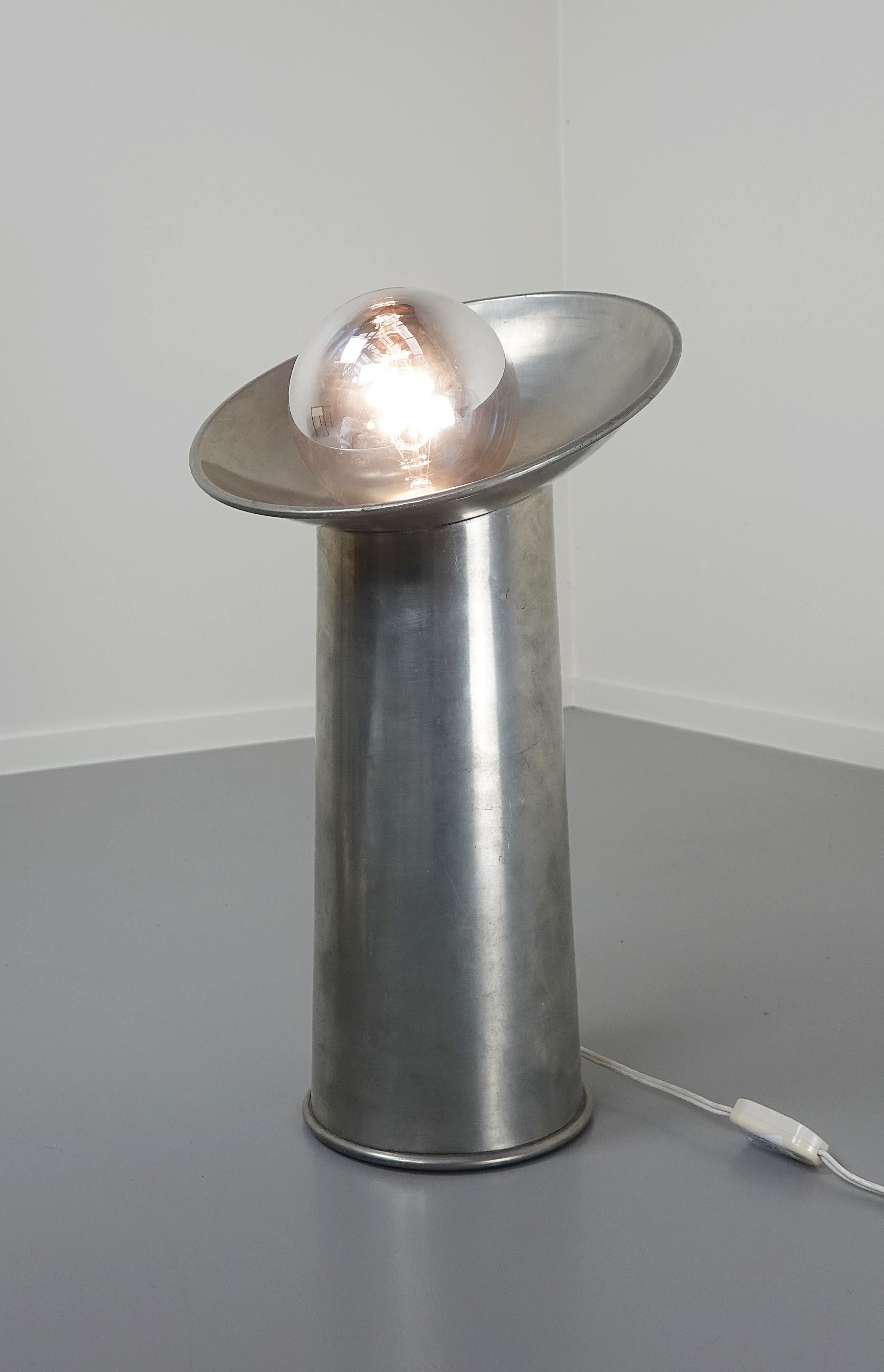 Metal Mid-Century Modern Table Lamp Model 'Radar' by Giani Gjilla for Sormani