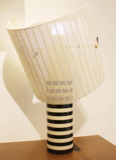 Lampe de bureau modèle Shogun de Mario Botta pour Artemide, Italie
