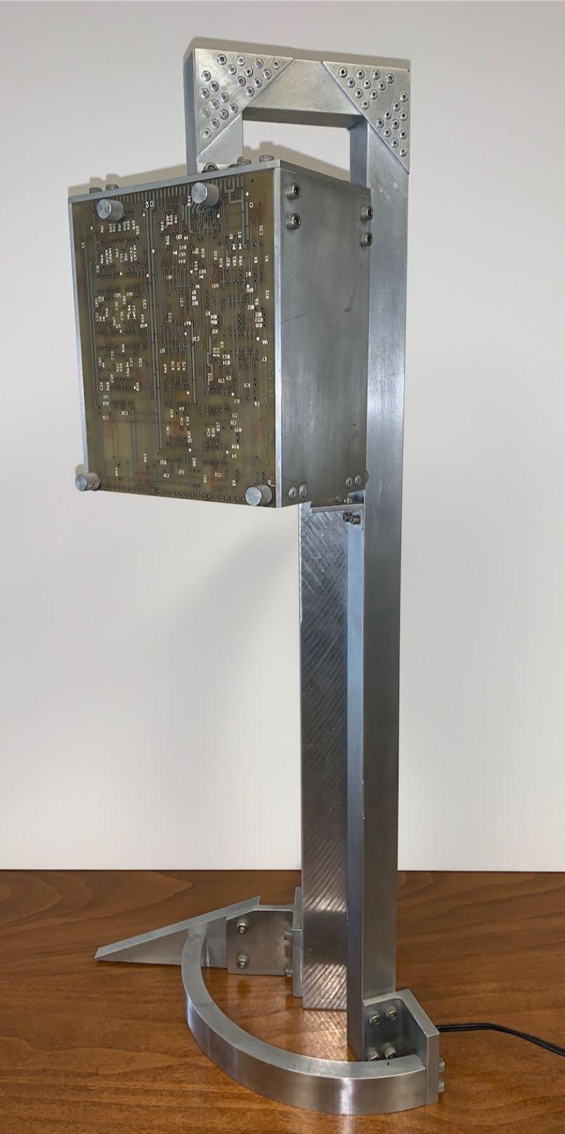 Fin du 20e siècle Lampe de bureau « Mr. Gleem », prototype de lampe en aluminium faite à la main avec circuits imprimés en vente