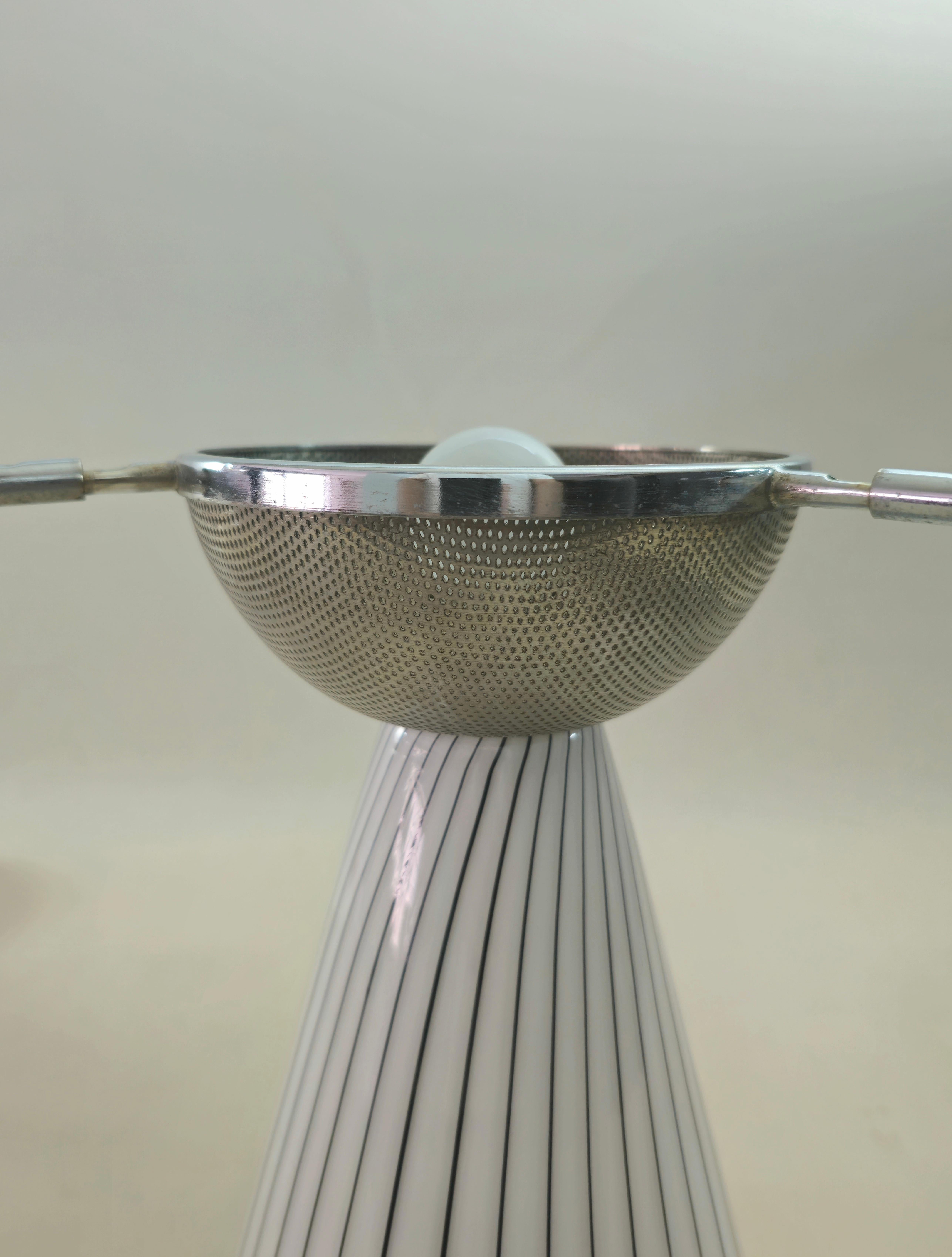 Lampe de table en verre de Murano Design/One Italie du milieu du siècle 1980 en vente 9