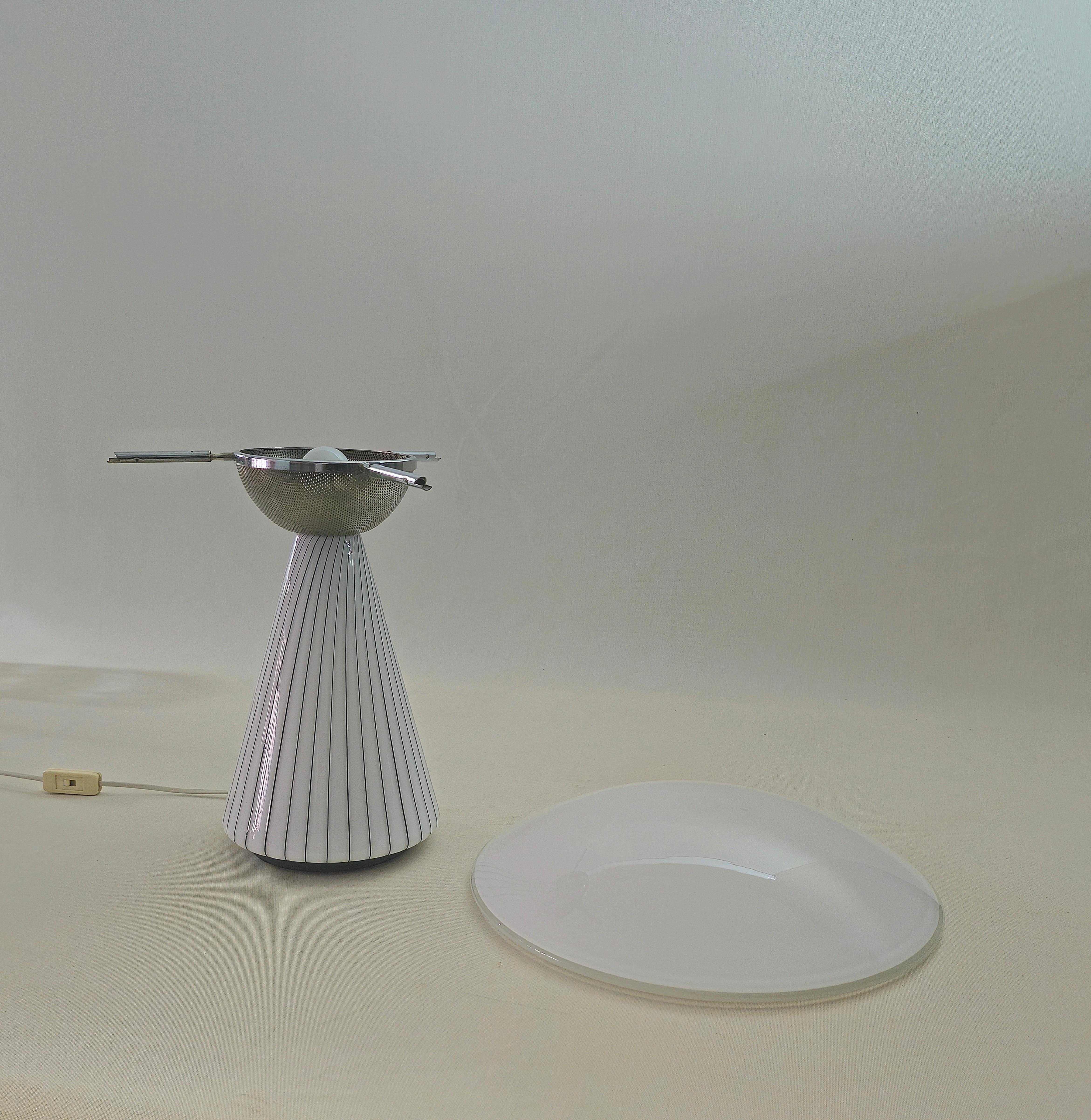 Lampe de table en verre de Murano Design/One Italie du milieu du siècle 1980 en vente 10