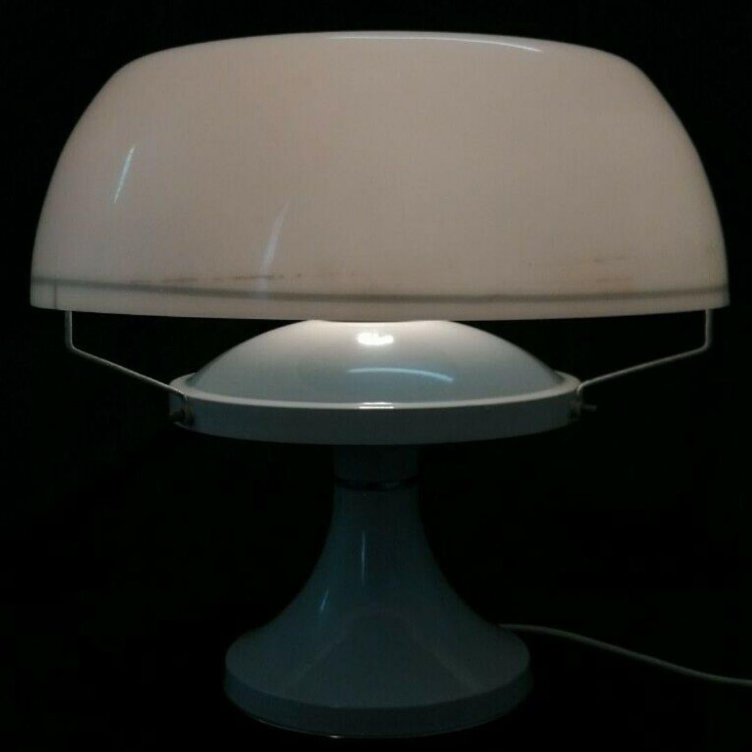 Tischlampe „ „Mushroom“ aus Plexiglas, 1970er Jahre im Angebot 6