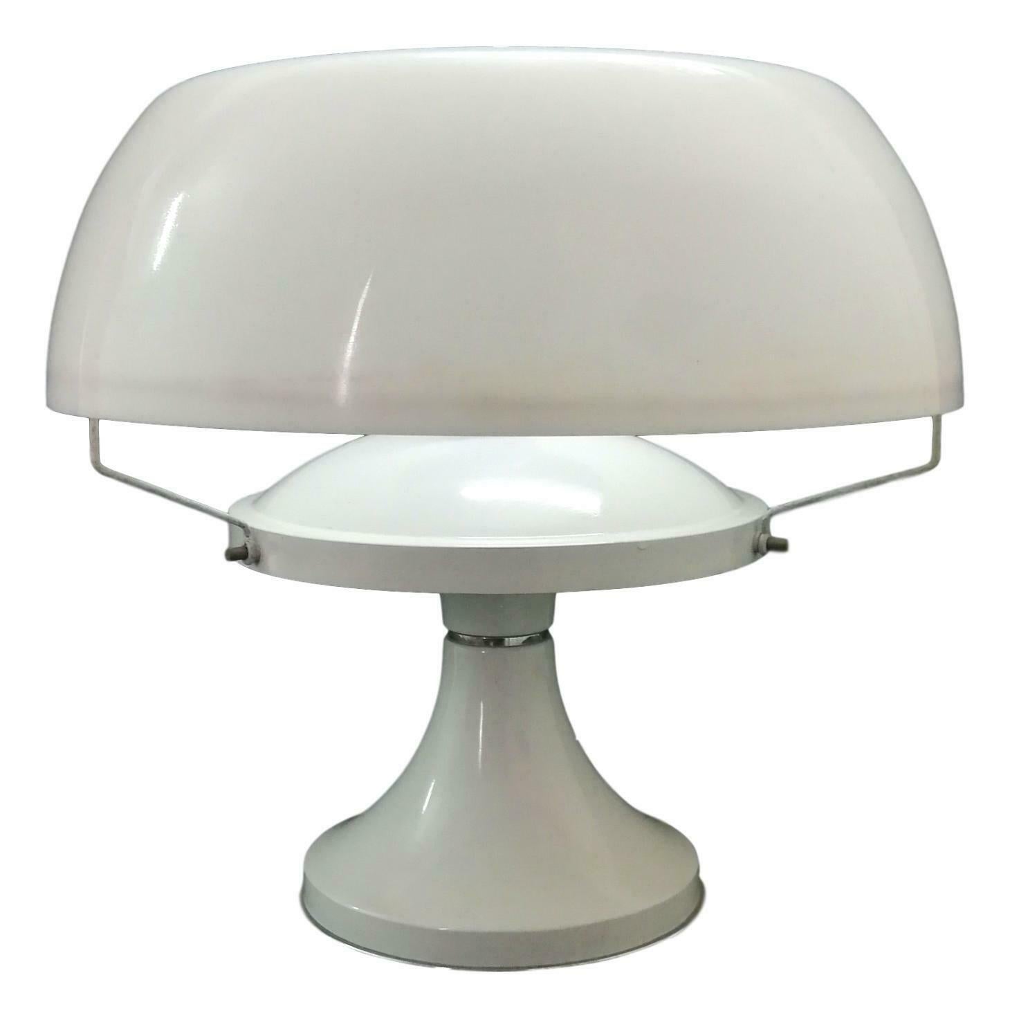 Tischlampe „ „Mushroom“ aus Plexiglas, 1970er Jahre im Angebot 3