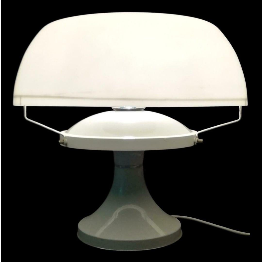 Tischlampe „ „Mushroom“ aus Plexiglas, 1970er Jahre im Angebot 5