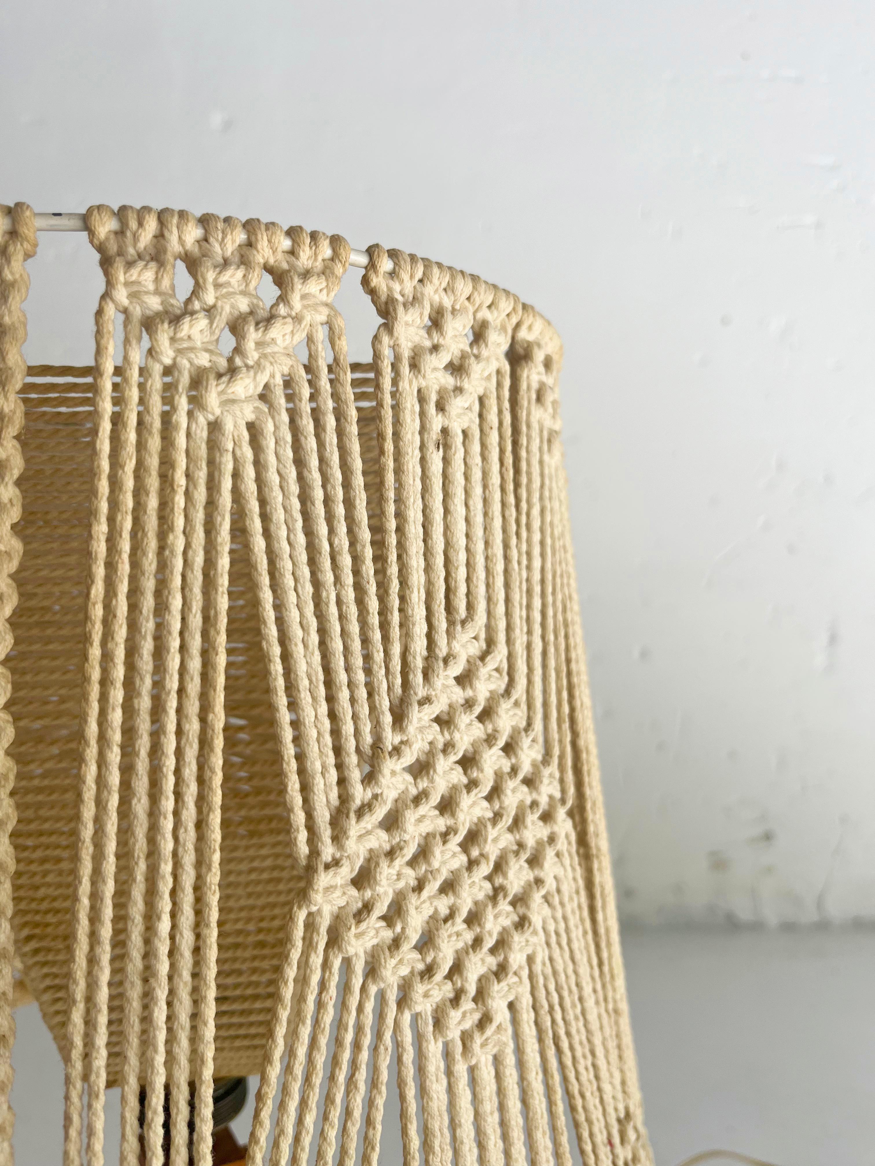 Lampe à poser - nature et macramé Craft 1960 Bon état - En vente à Barcelona, ES