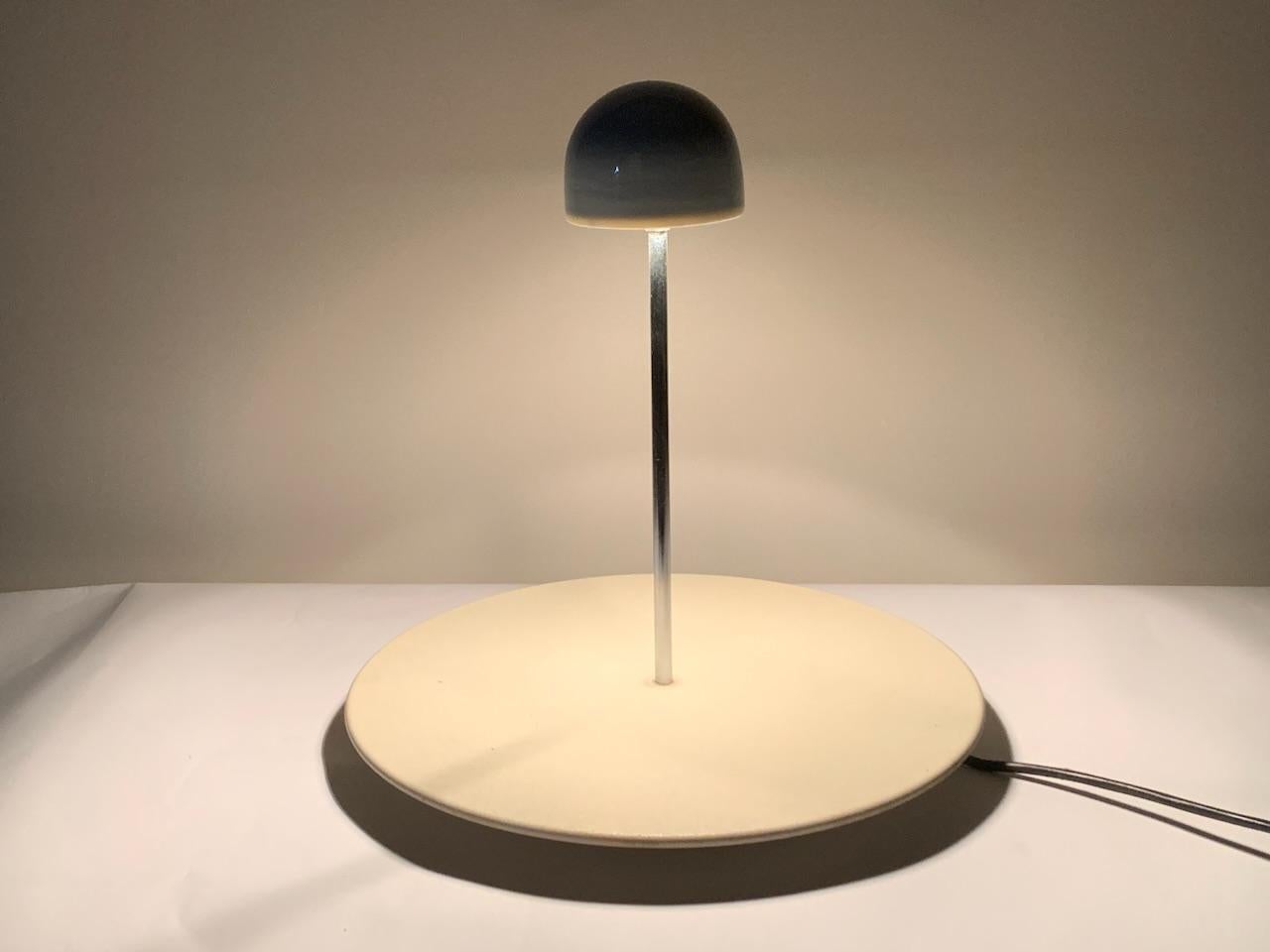 Table Lamp Nemea Model by Vico Magistretti for Artemide For Sale 3