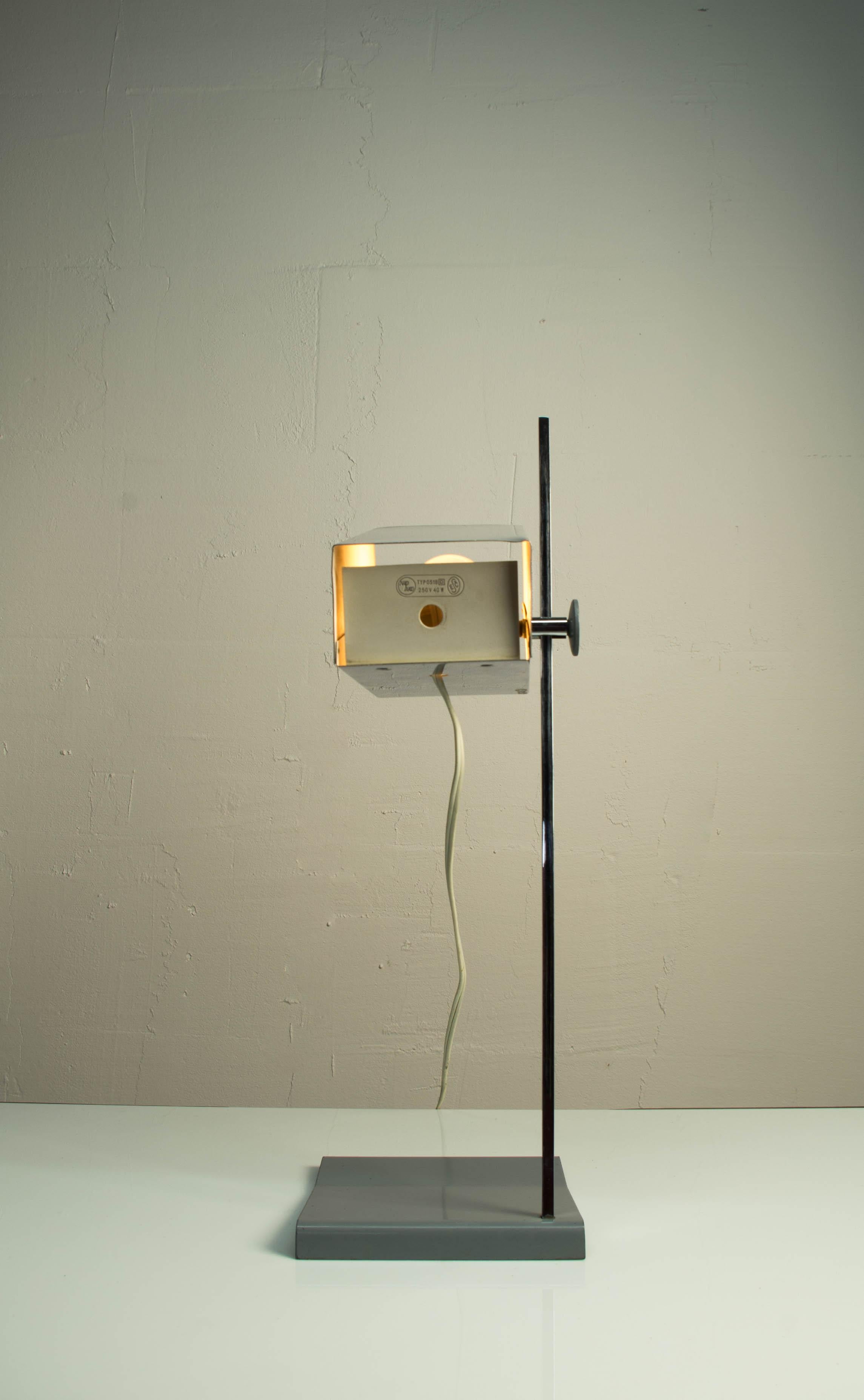 Table Lamp No. 0518 by Josef Hurka for Napako, 1960s For Sale 4