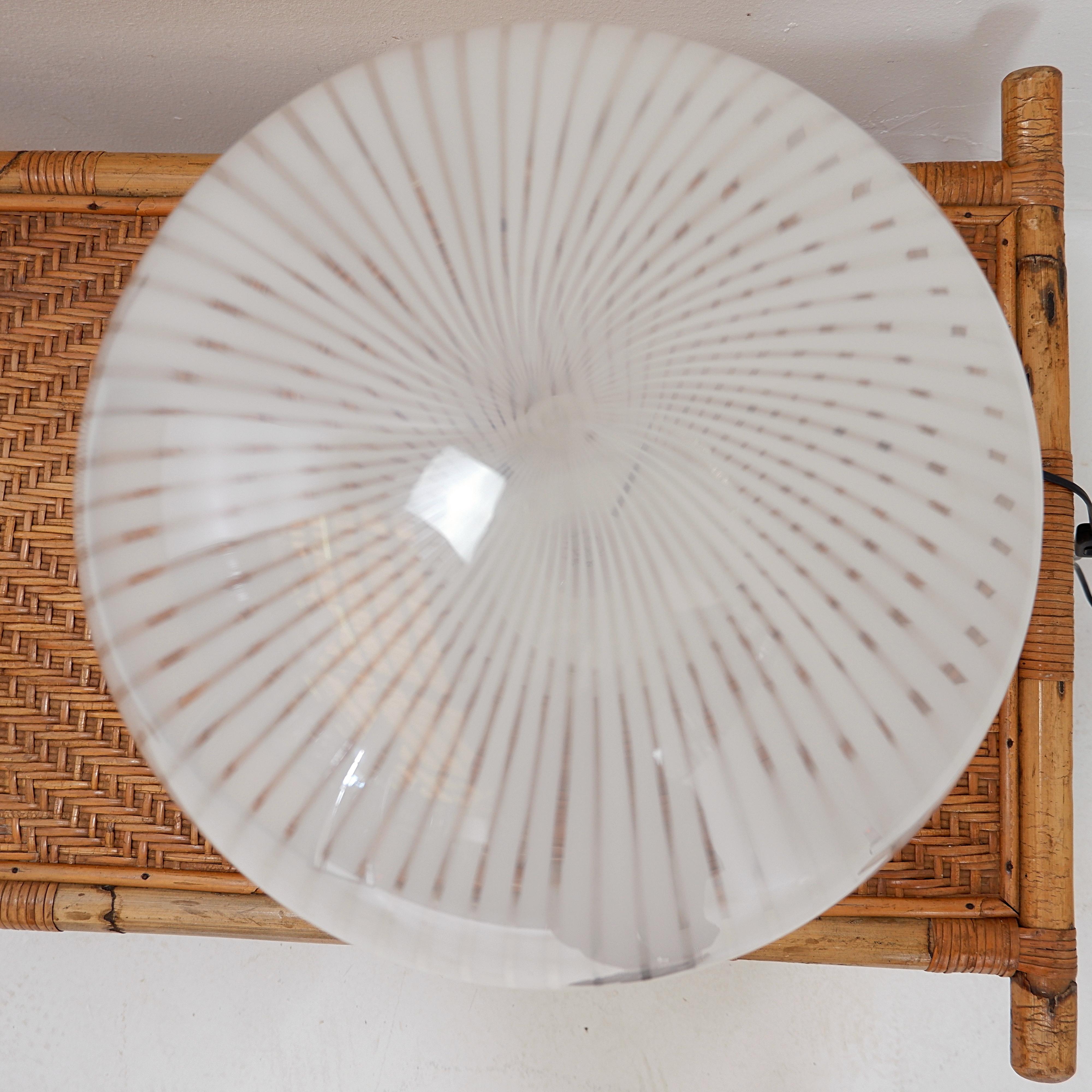 20th Century Table lamp of the Tessuti series for Venini, Murano 1960s - Ø 40cm For Sale