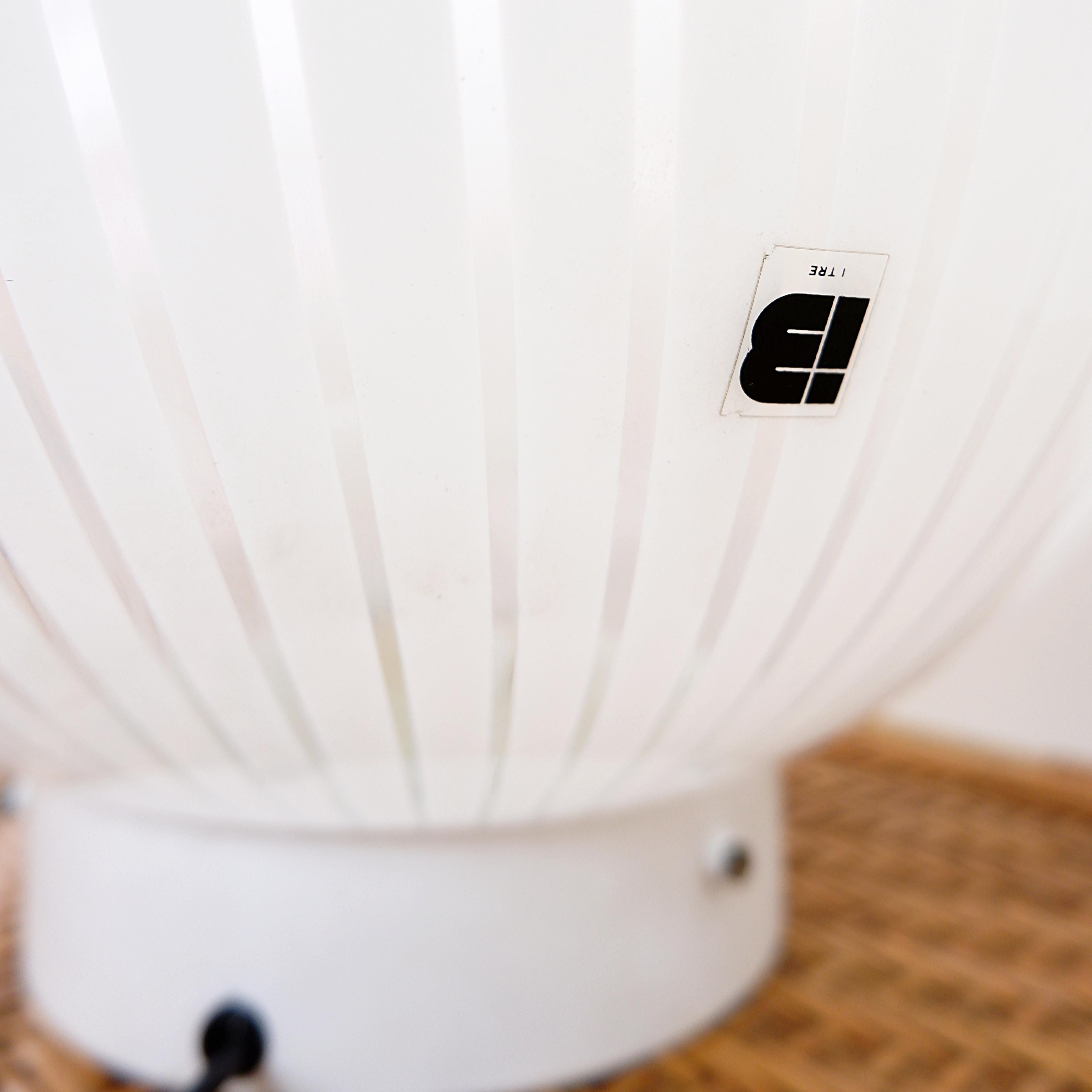 Table lamp of the Tessuti series for Venini, Murano 1960s - Ø 40cm For Sale 1