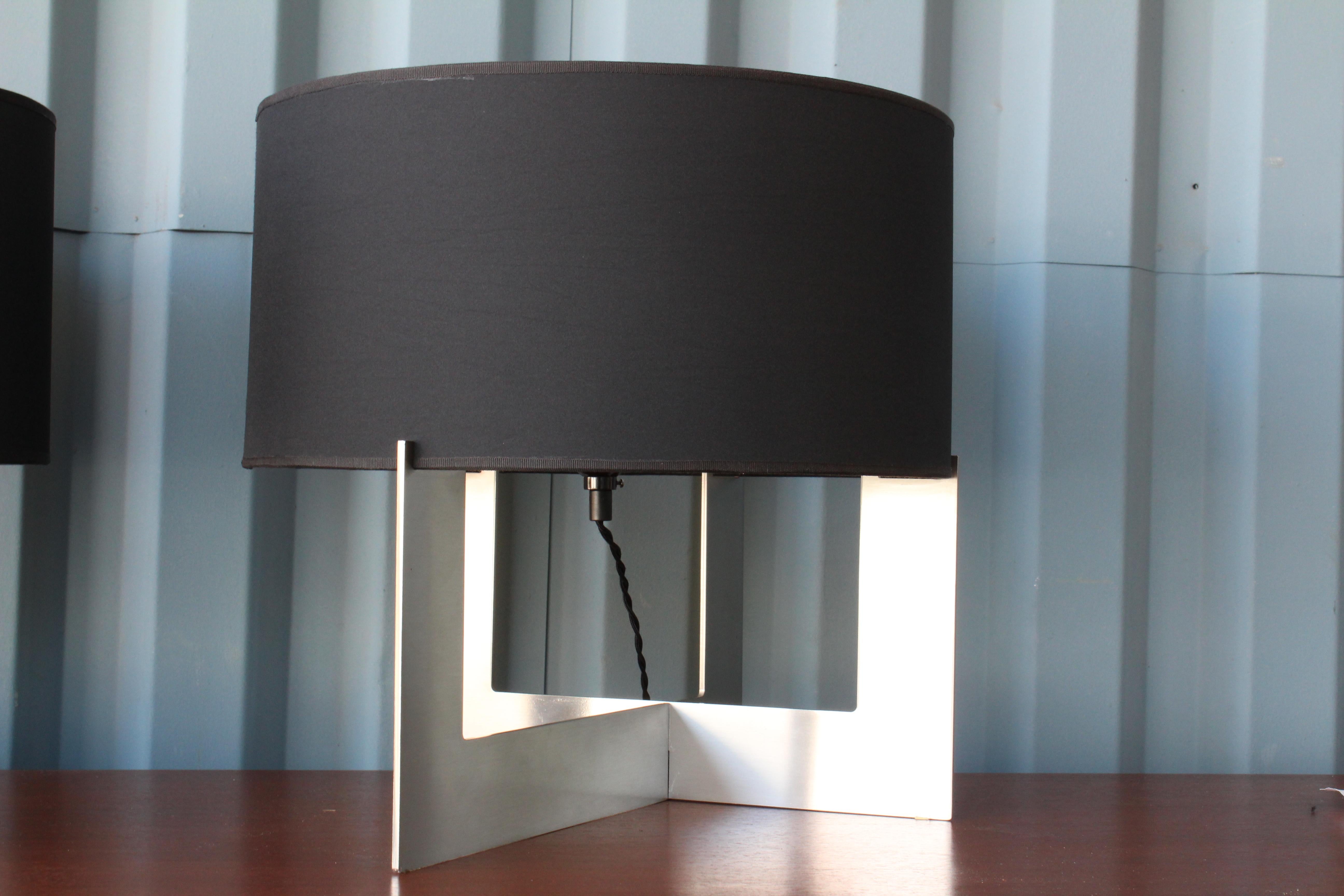 Mid-Century Modern Table Lamp on Steel Base, Italy, 1970s, Pair Available