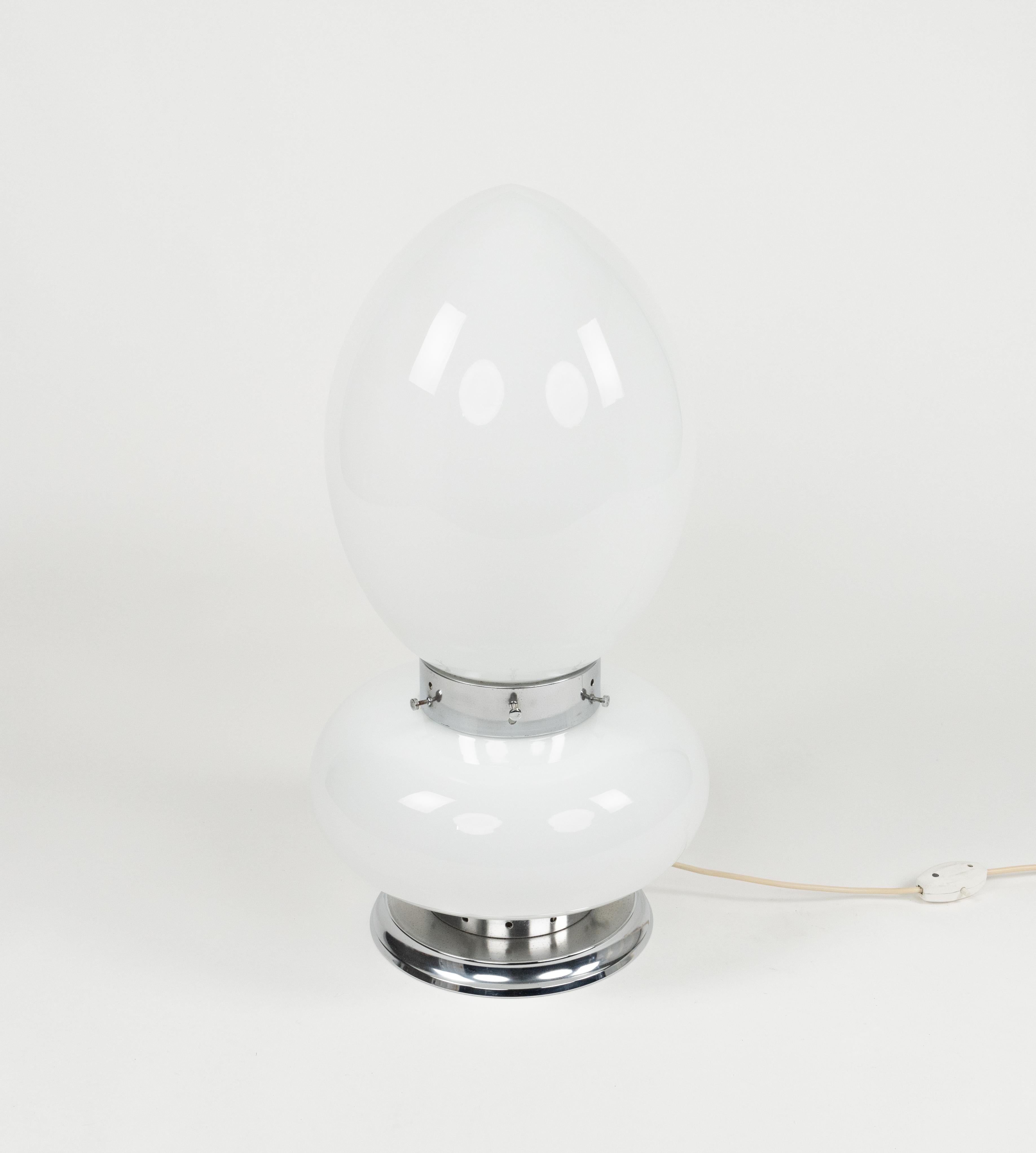 Mid-Century Modern Table Lamp Opaline Glass and Chrome by Carlo Nason for Mazzega, Italy 1960s For Sale