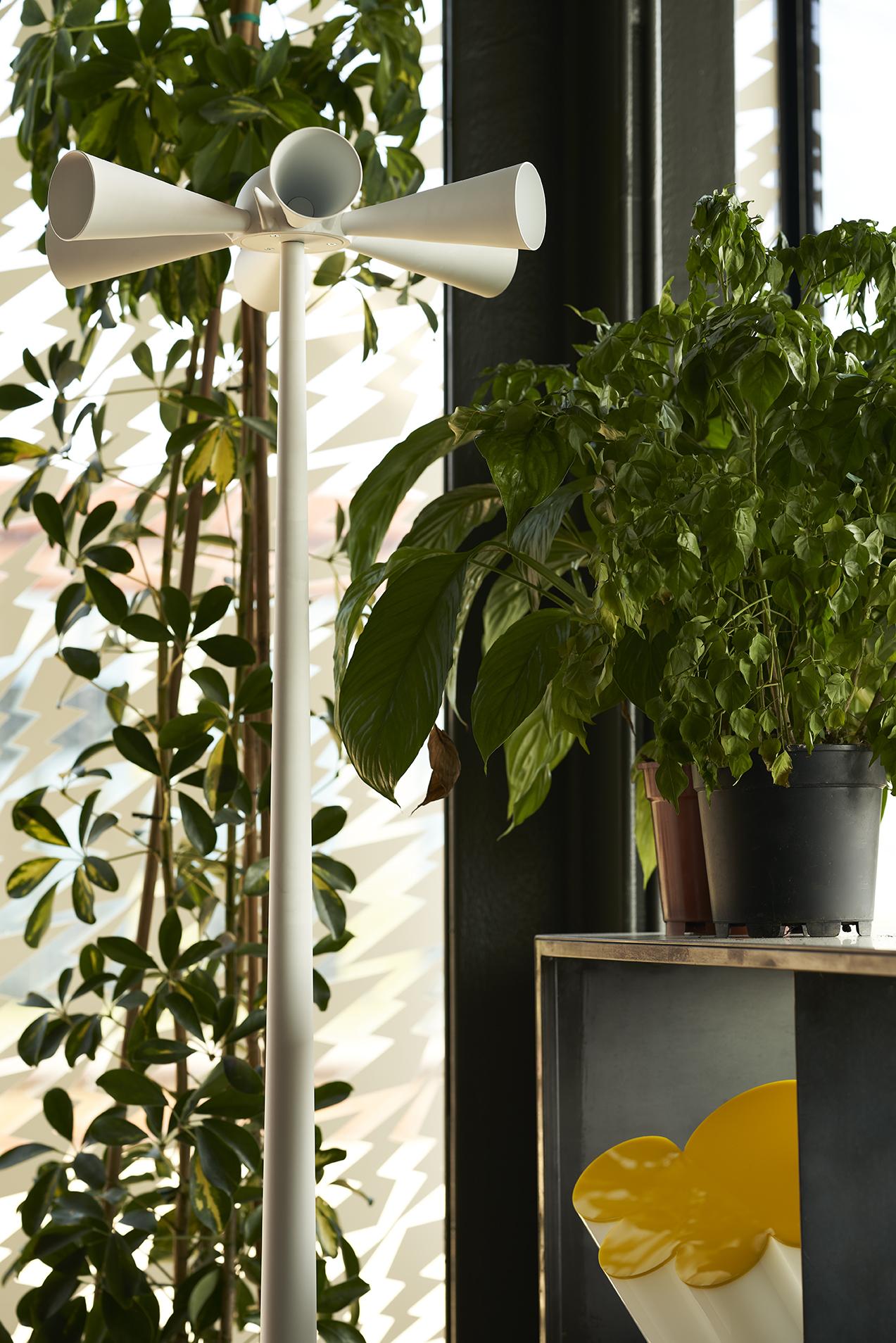 Plexiglas Lampe de table Modèle Passiflora de Superstudio pour Poltronova, Italie en vente