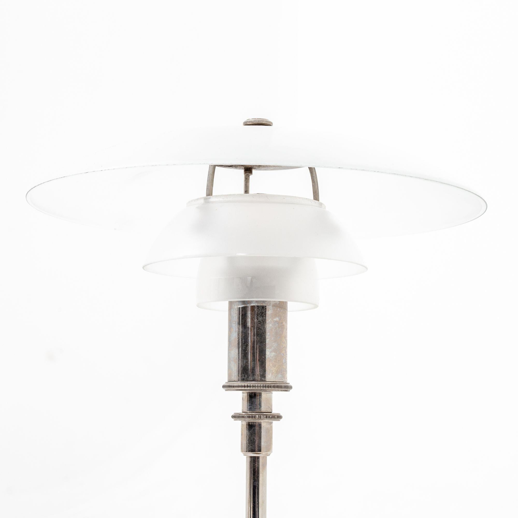 Scandinavian Modern Table Lamp PH 3/2 by Poul Henningsen