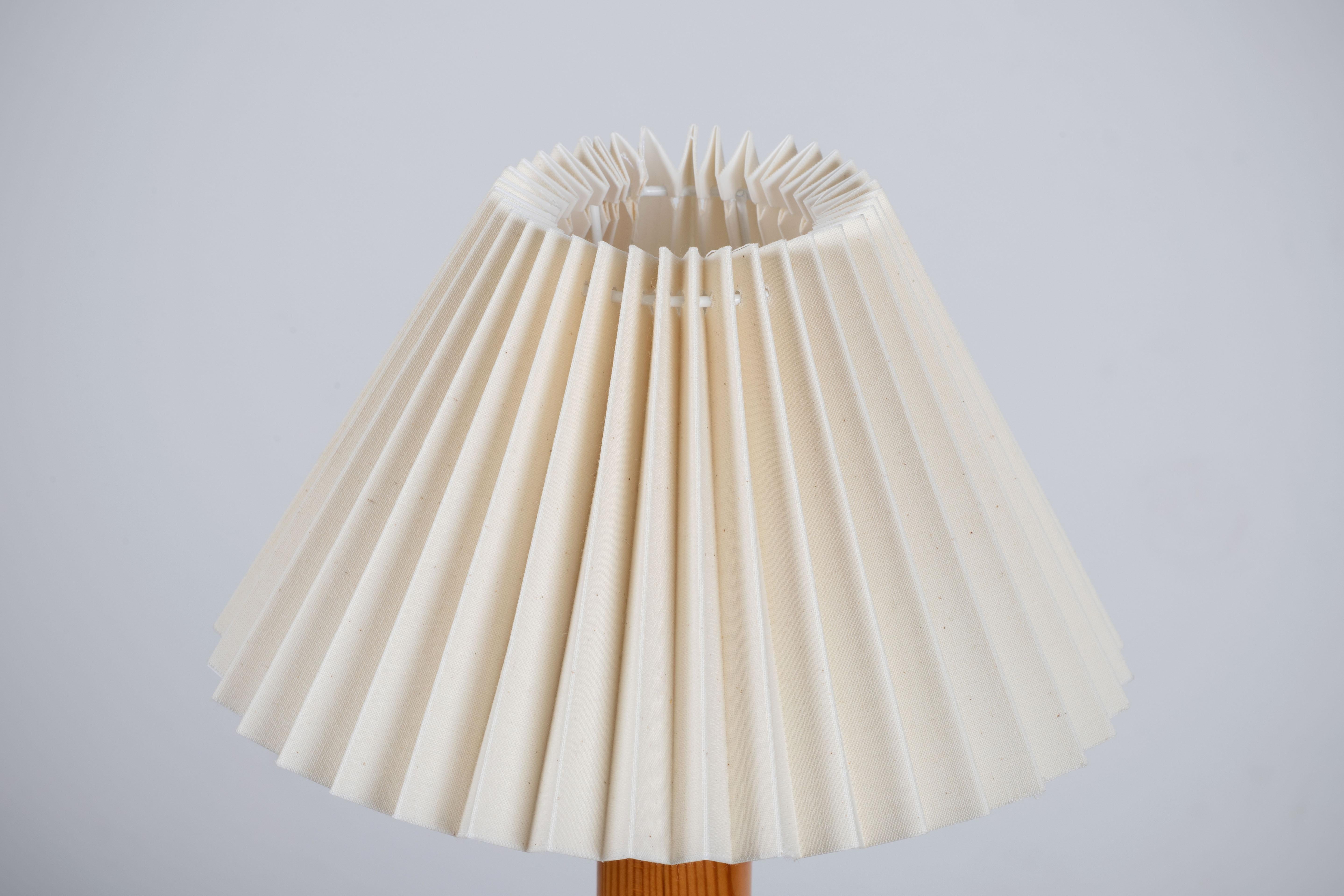 Table Lamp, Pine, Sweden, 1970 1