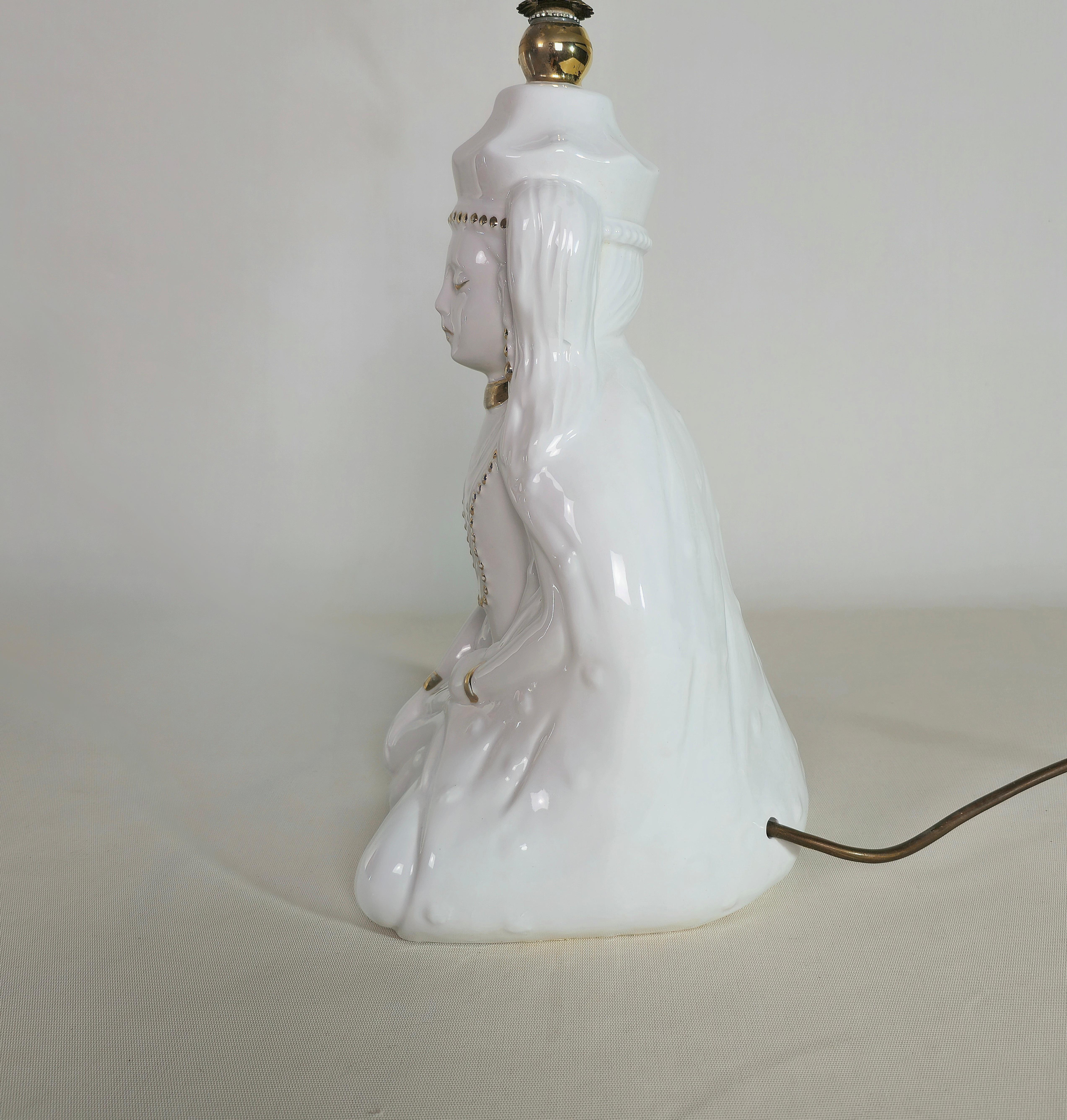 20th Century Table Lamp Porcelain Sculpture White  Midcentury Italian Design 1970s For Sale