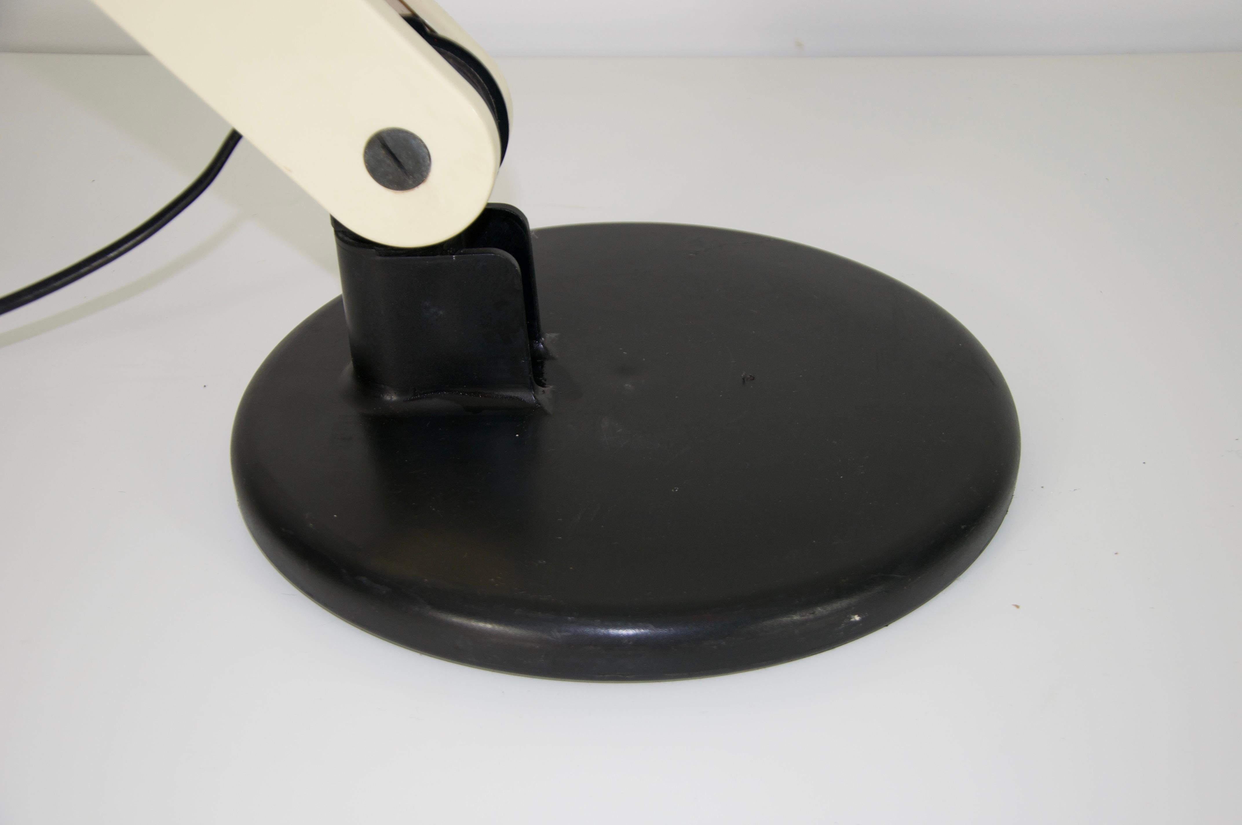 Lámpara de mesa 