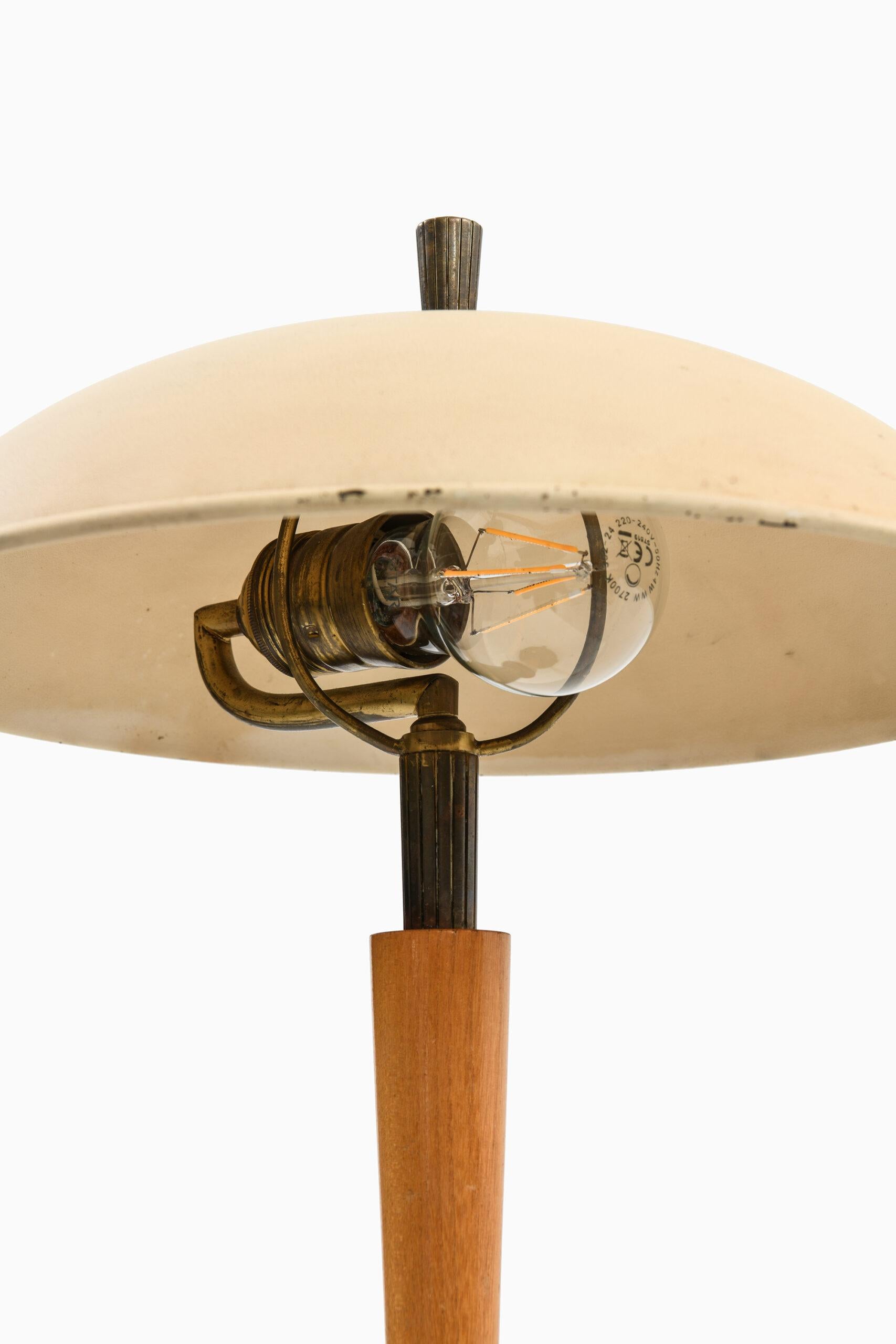 Mid-Century Modern Table Lamp Produced in Sweden For Sale