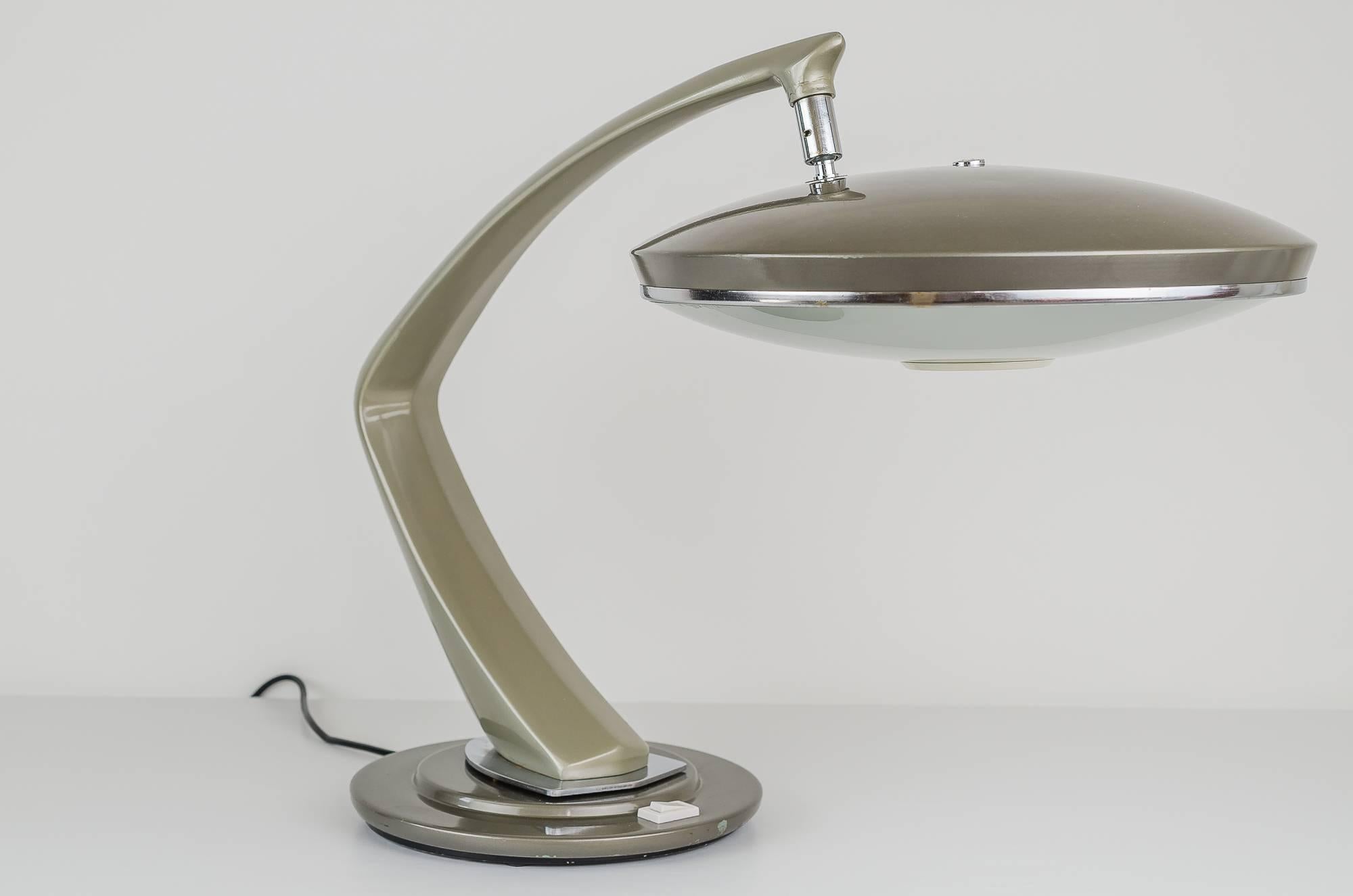Lampe de table Raptek Milano, 1950s 
État original.