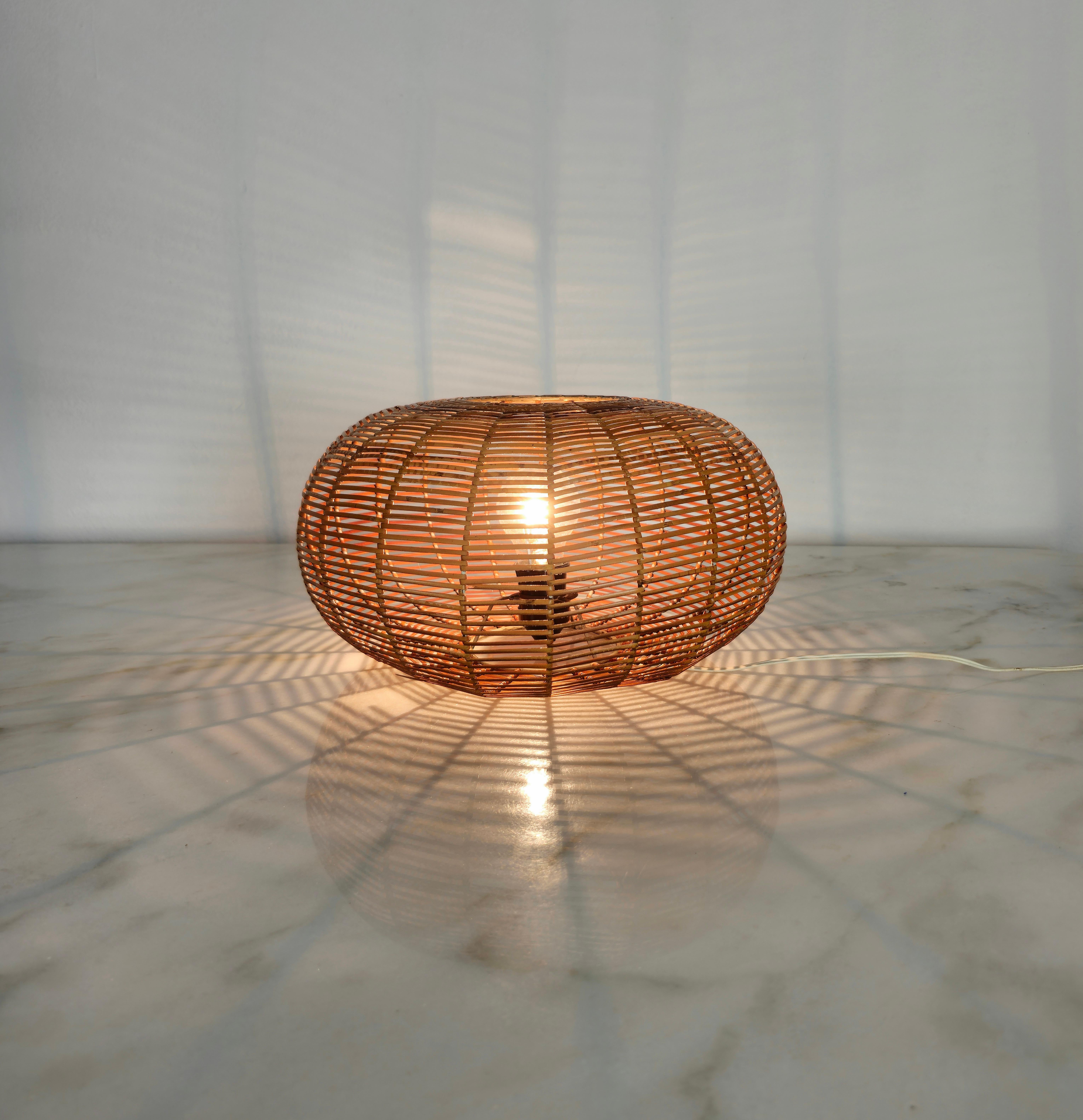 Table Lamp Rattan Enamelled Metal Lighting Midcentury Italian Design 1970s For Sale 1