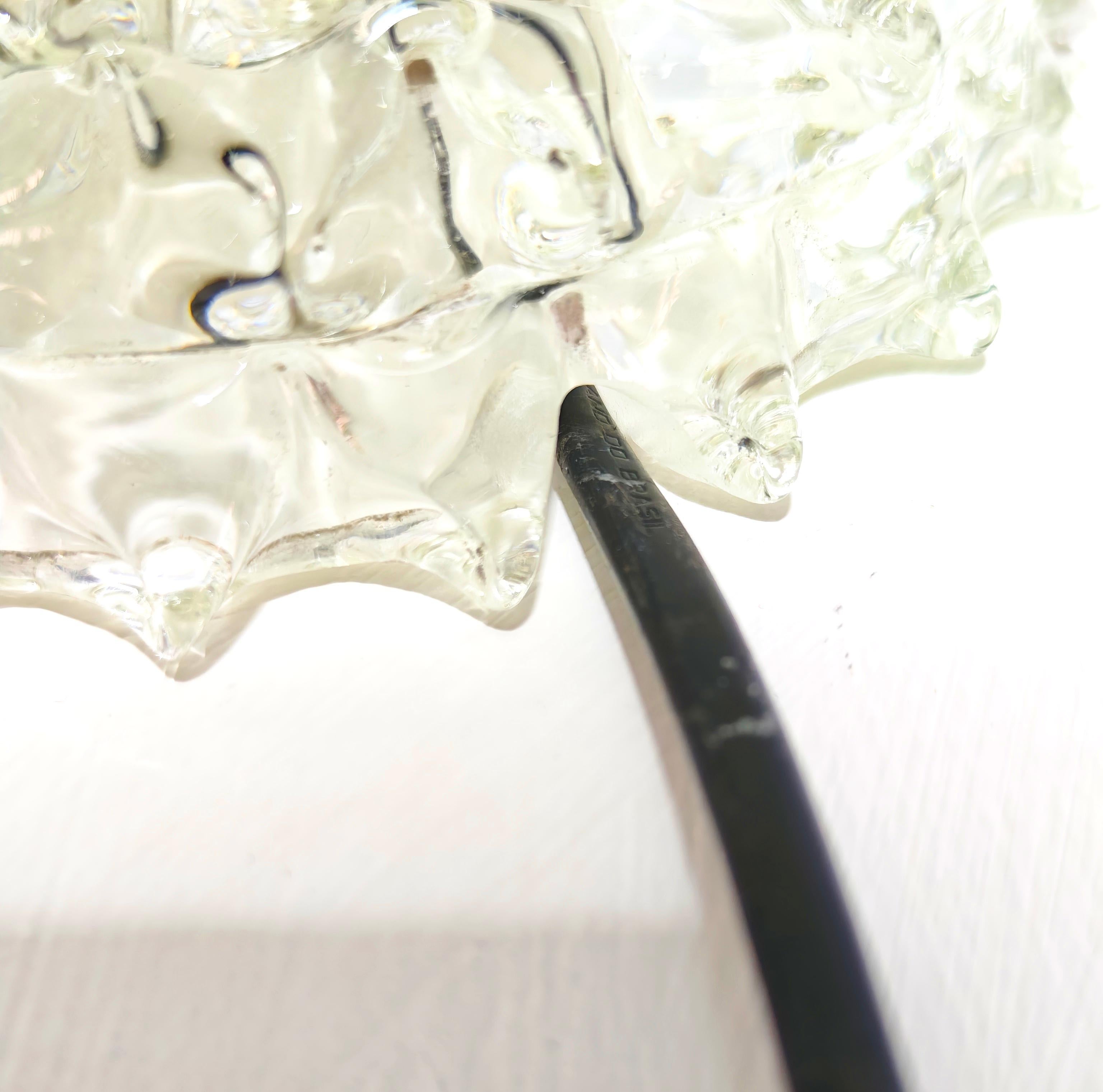 ERCOLE BAROVIER 
Made in Murano, Italy, ca. 1950
Table lamp with one light, bell-shaped body in glass in shades of rostrato and bullicante green, and transparent. .Please watch the video and photos carefully, thank you.

Weight: 2.500 kg
Diffuser