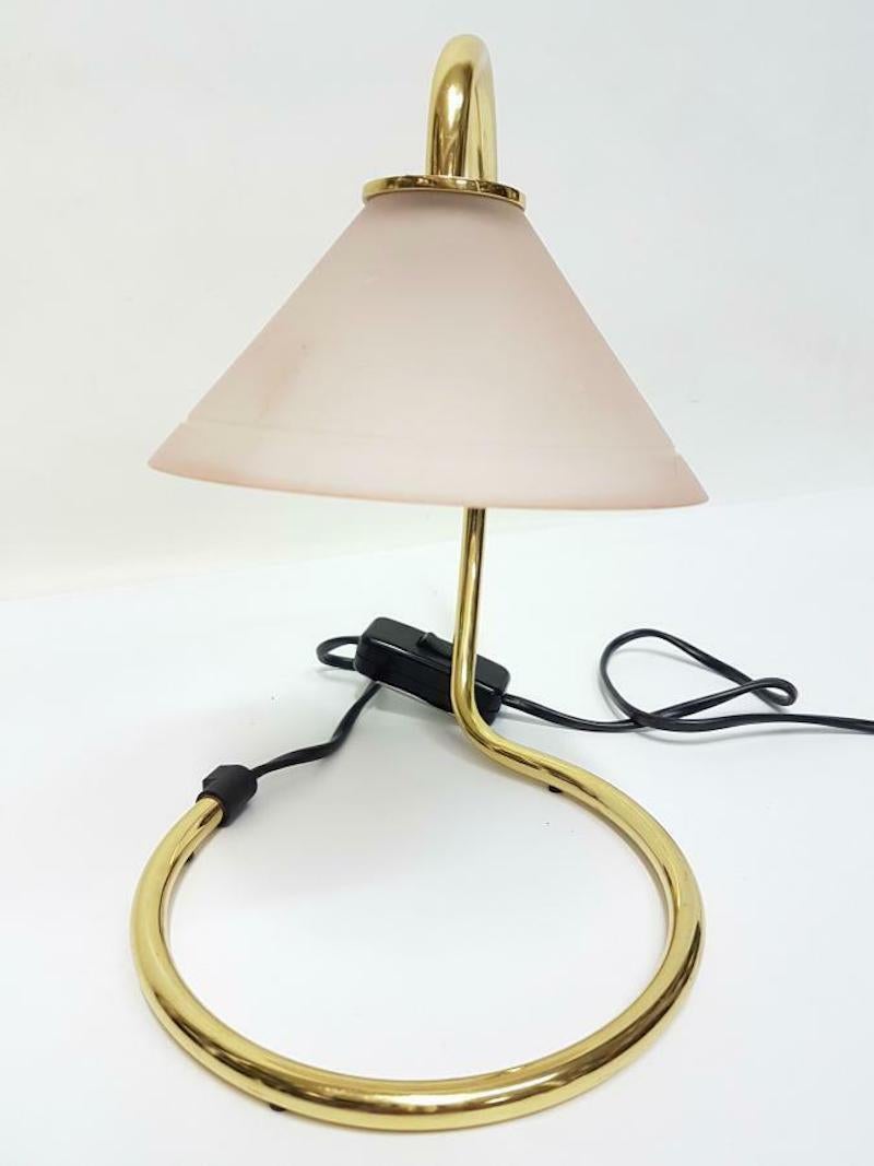 Très rare lampe de table modèle 