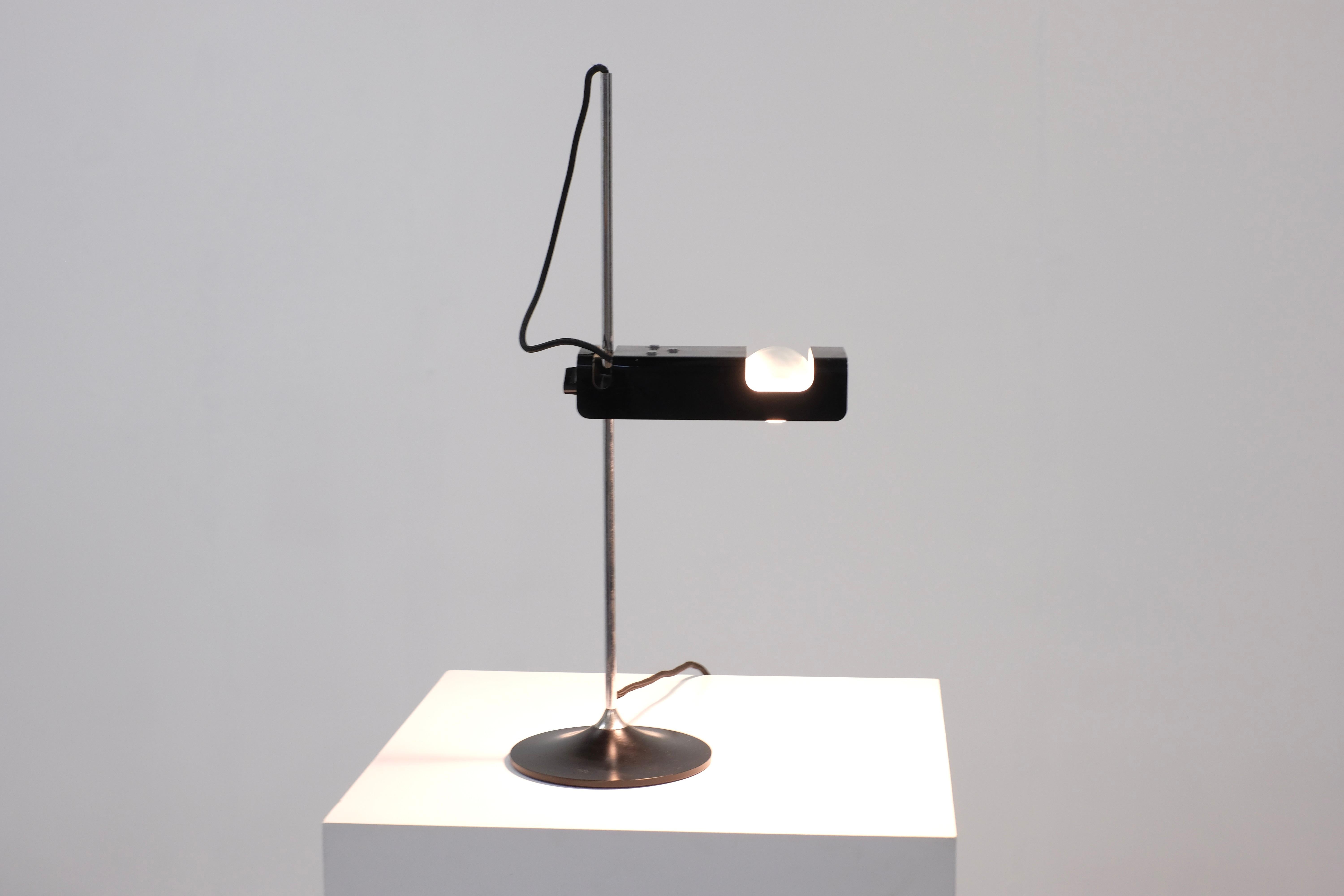 Table Lamp Spider 291 by Joe Colombo for Oluce - 1960s For Sale 2