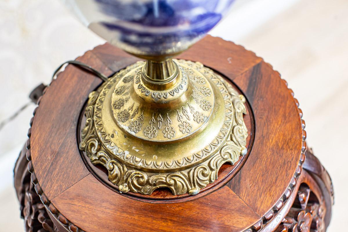 Brass and Faïence Table Lamp Stylized as Kerosene Lamp, circa the 1980s/1990s 9