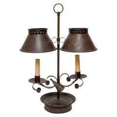 Historische Tischlampe aus Zinn mit zwei Kerzen, Recreation