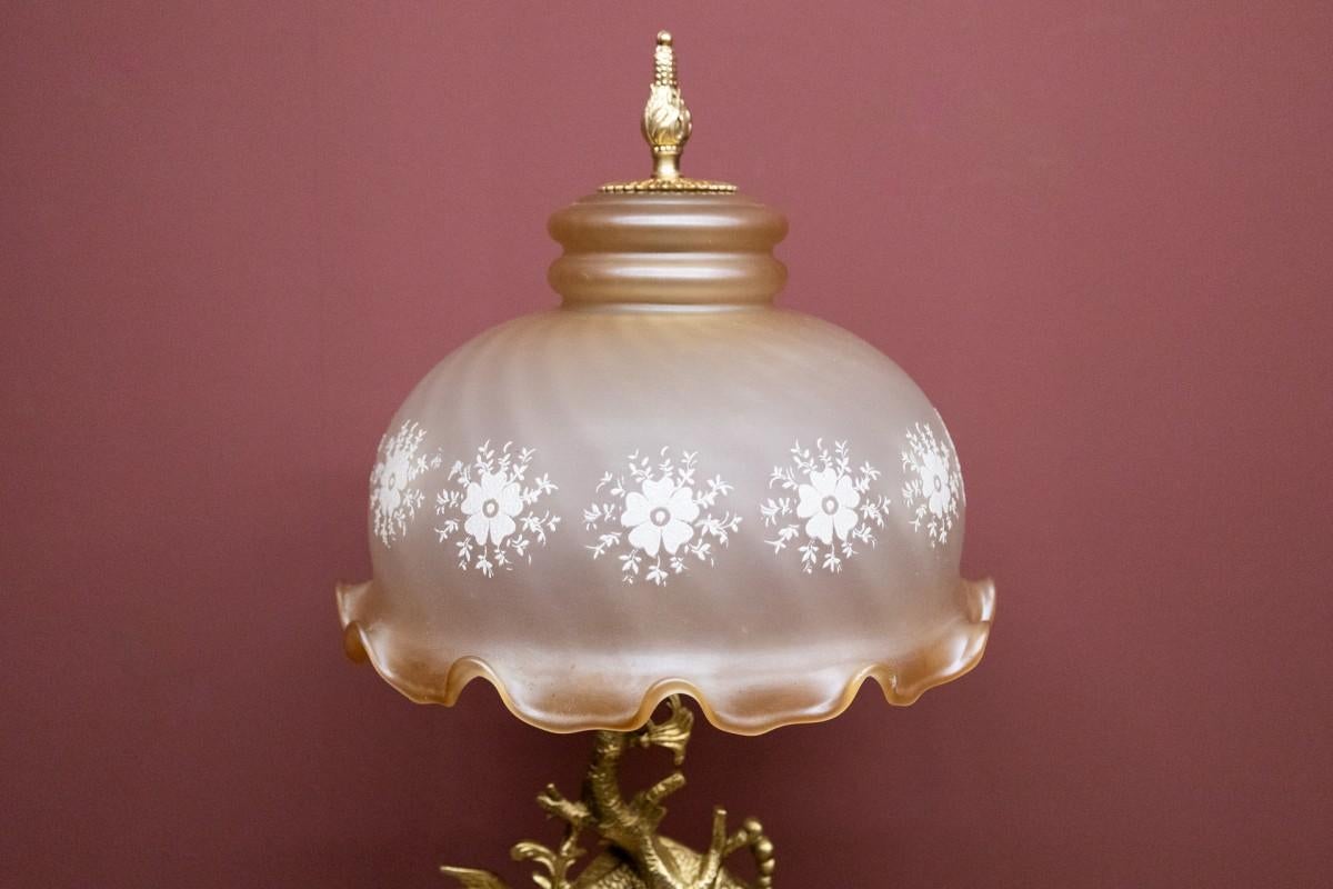Brass Table lamp with a tall base. For Sale