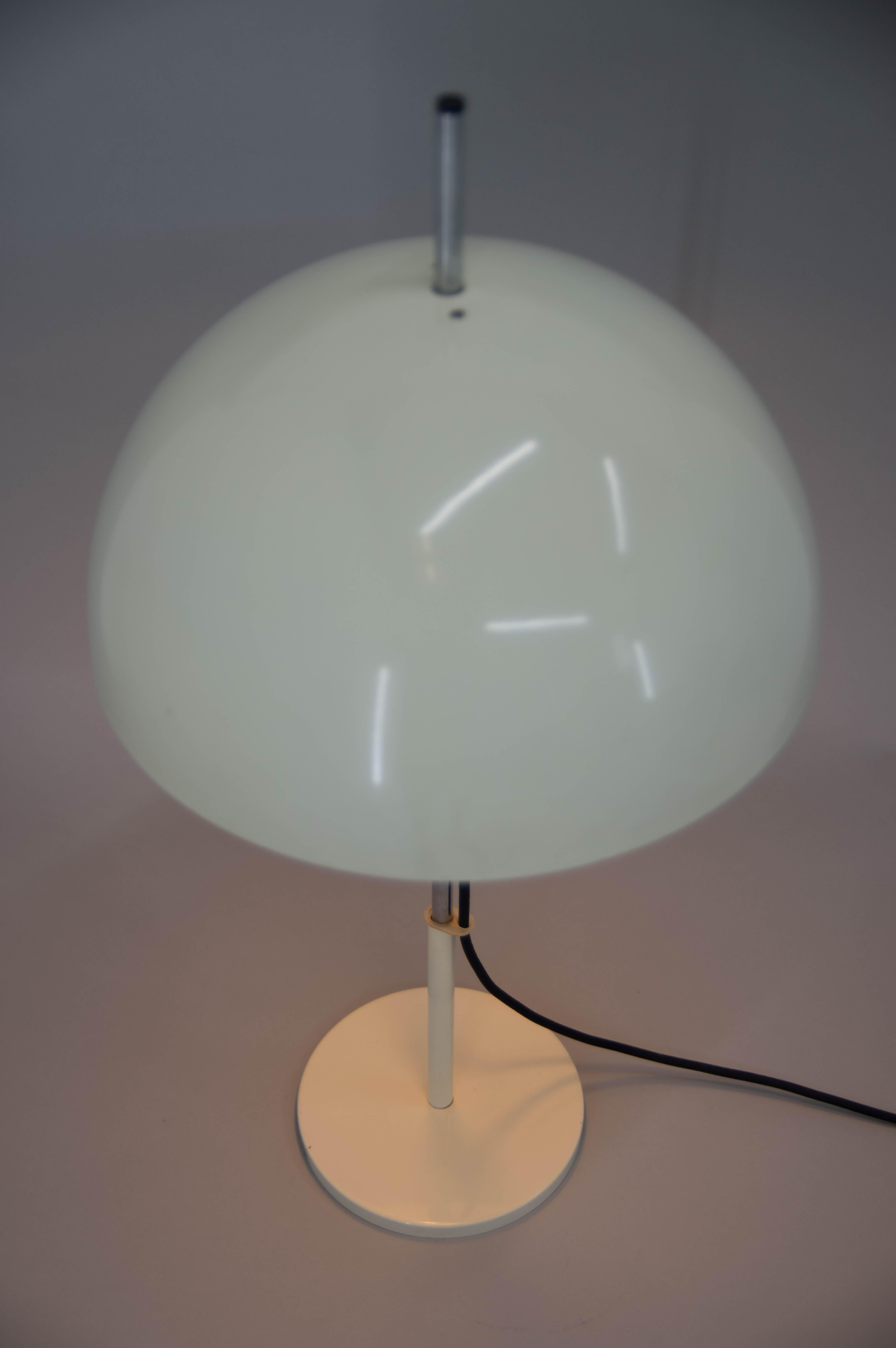 Mid-Century Modern Table Lamp with Adjustable Height, 1970s For Sale