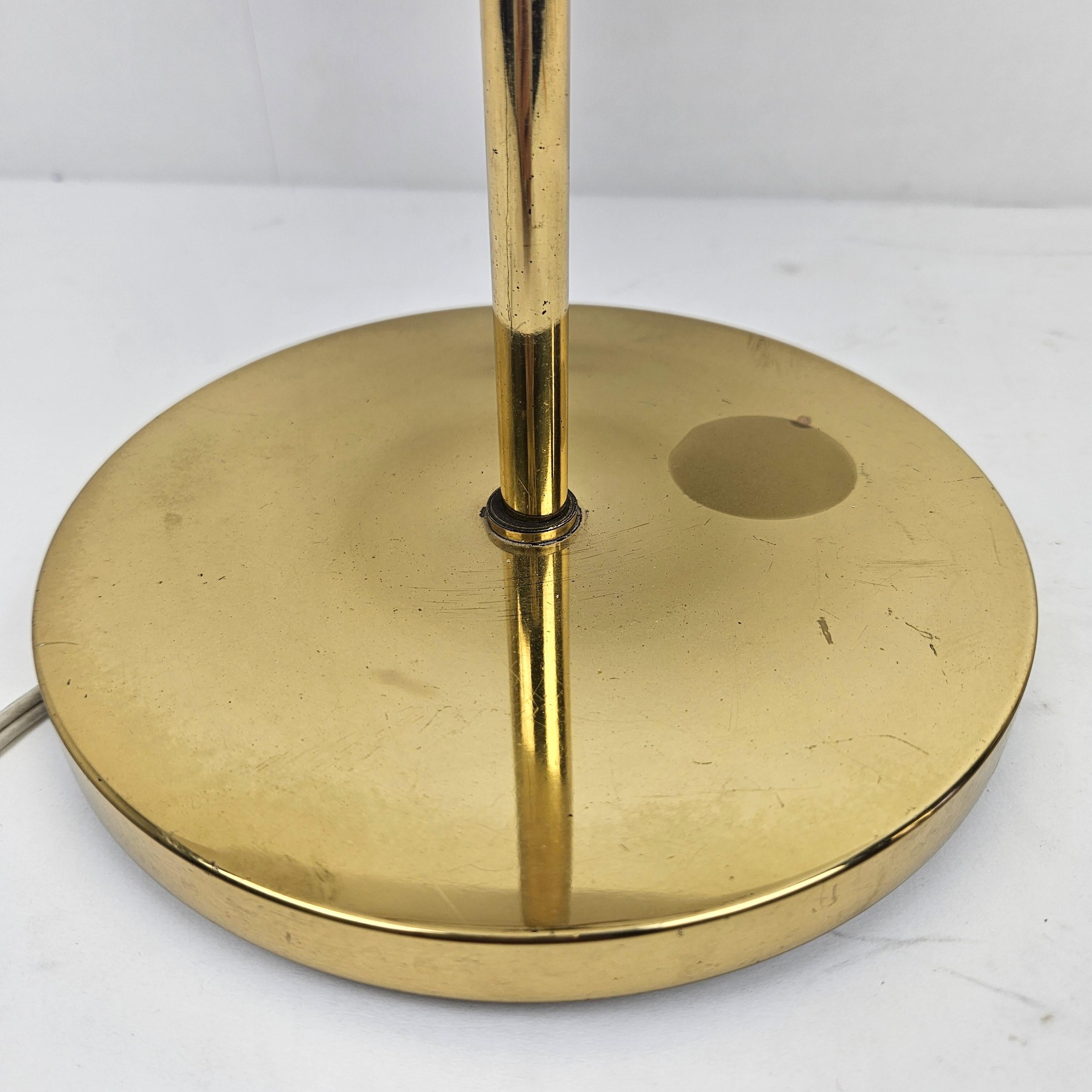 Table Lamp with Brass and Murano Glass, Italy 1970's For Sale 10
