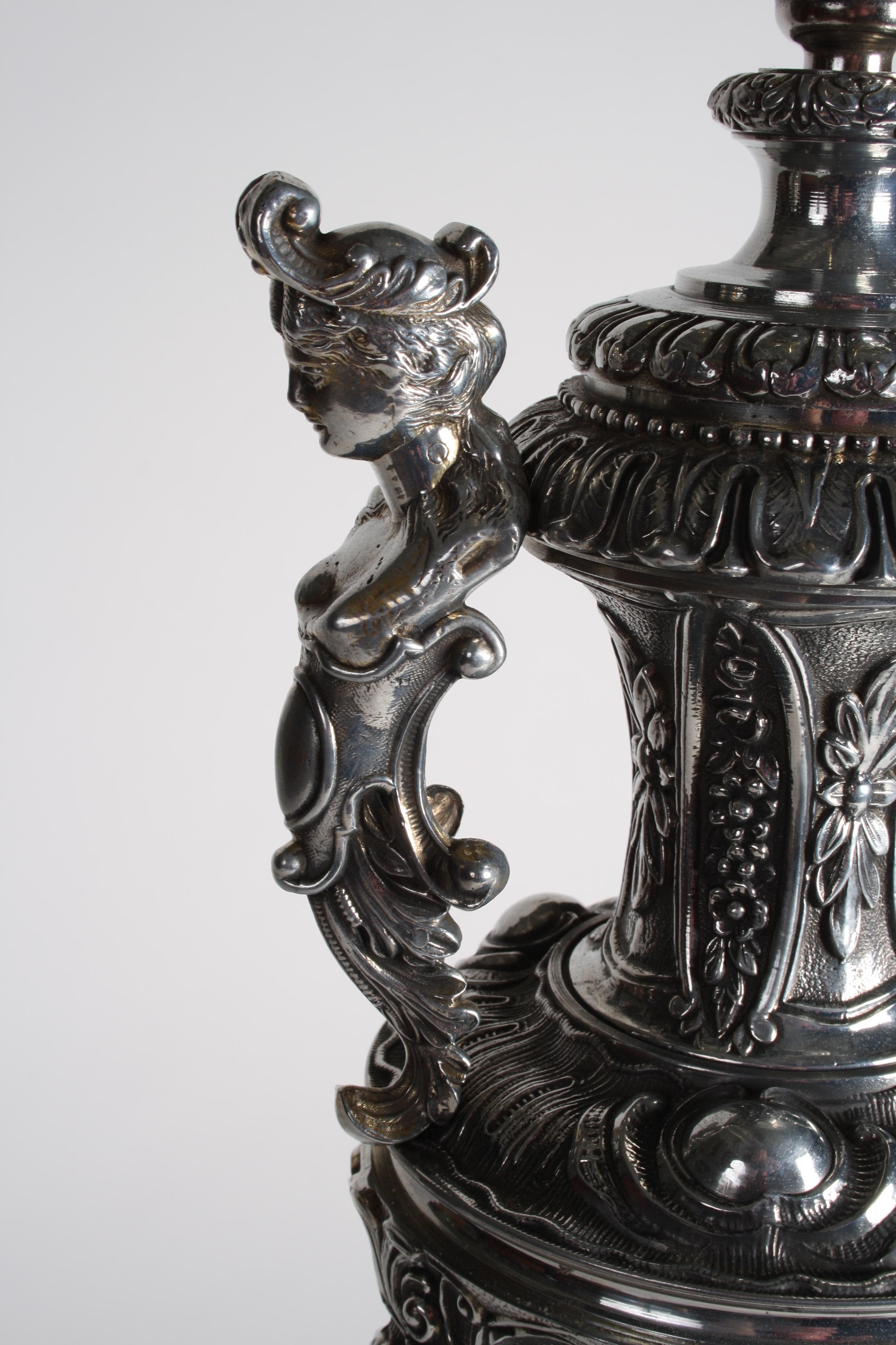 Table Lamp with Classical Motifs In Good Condition For Sale In London, GB