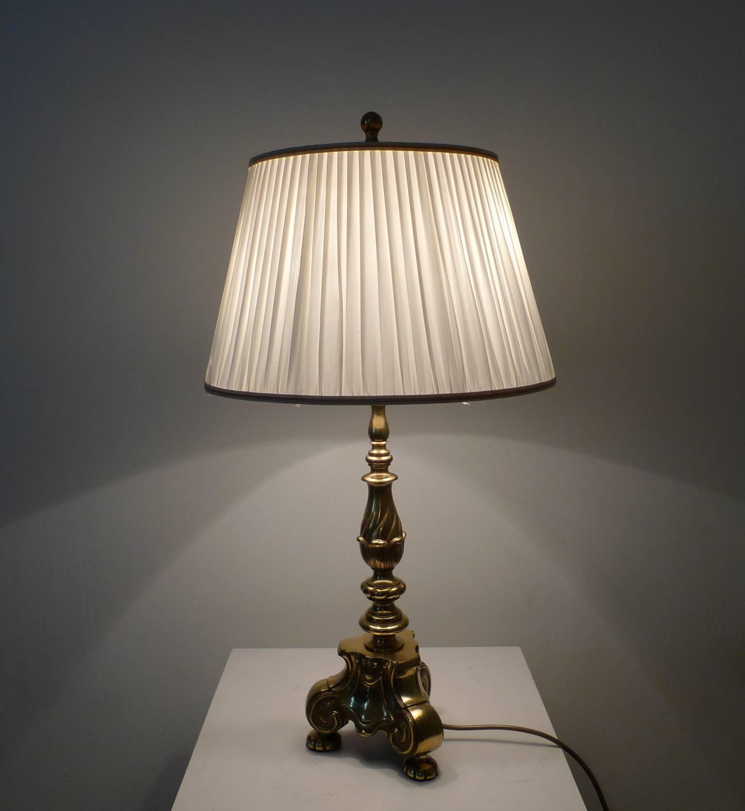 Table Lamp with Decorative Brass Base, Germany, 1950s For Sale 1