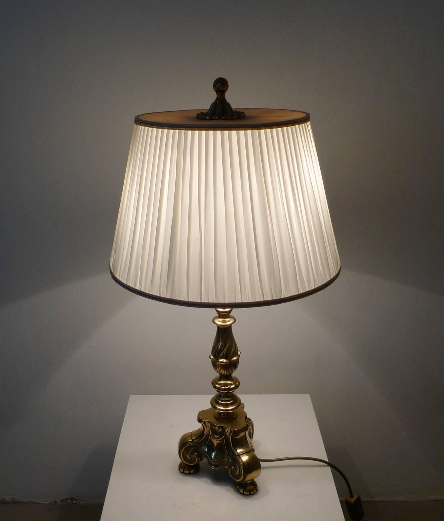 Table Lamp with Decorative Brass Base, Germany, 1950s For Sale 2