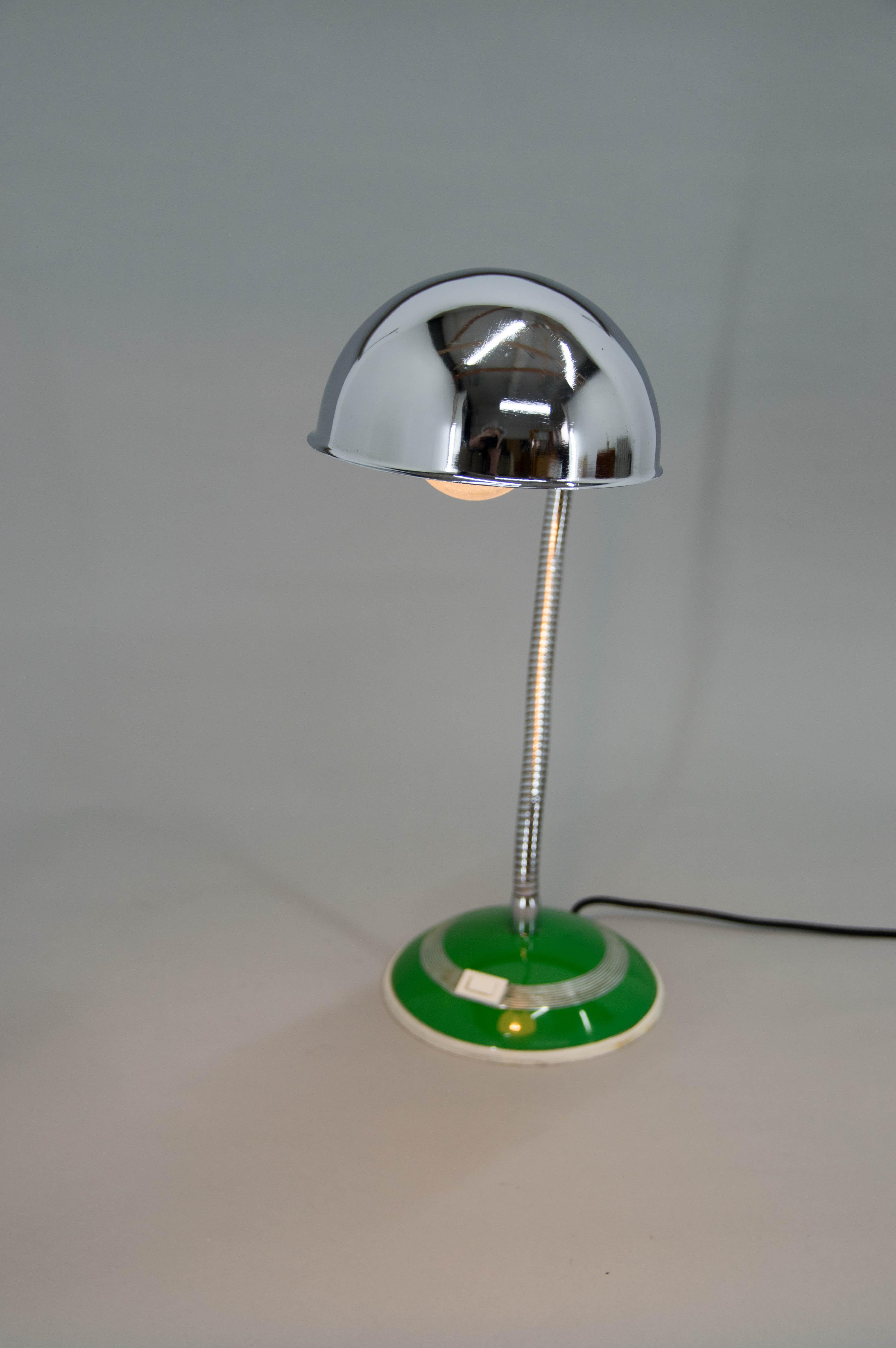 Mid-20th Century Table Lamp with Flexible Shade, 1950s For Sale
