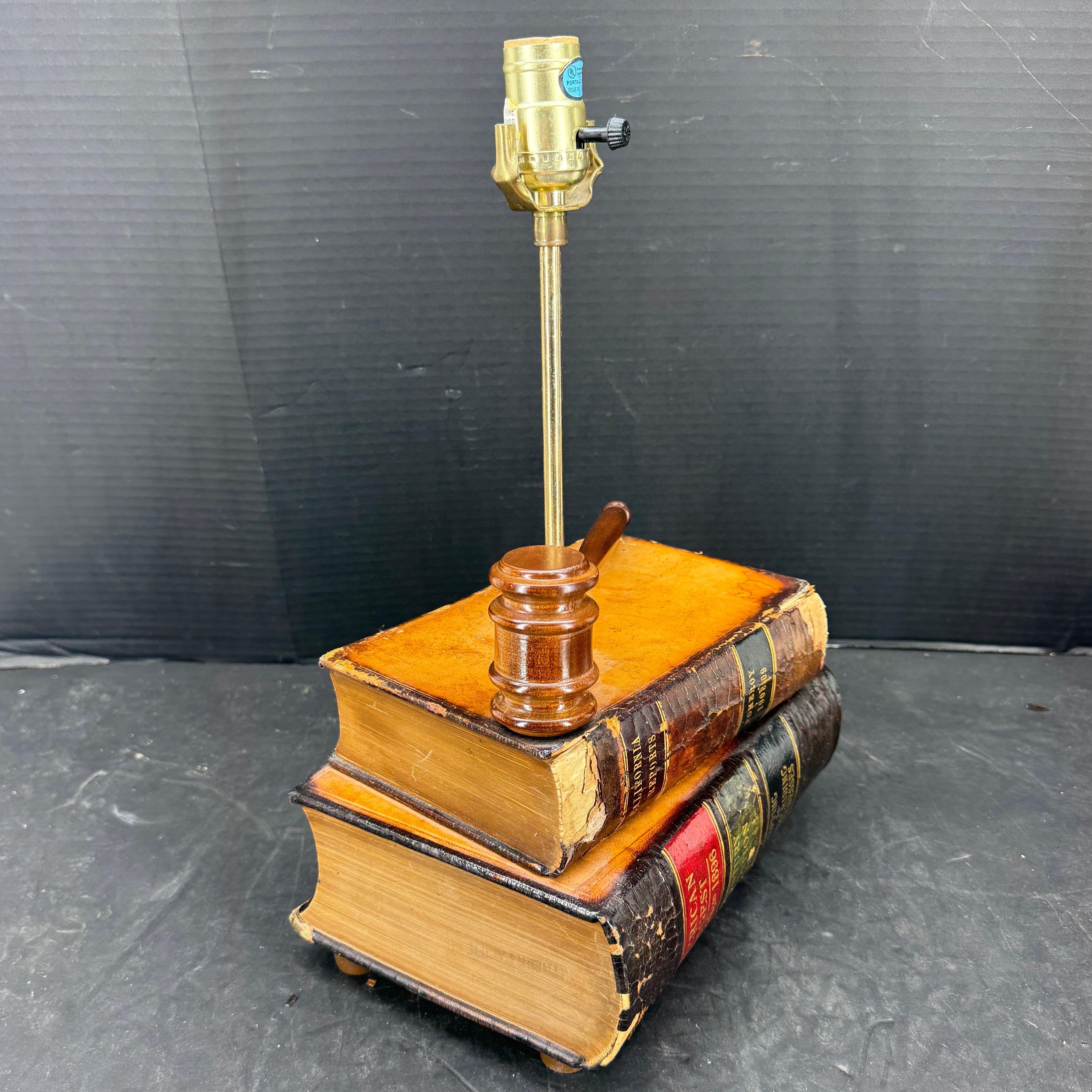 Table Lamp with Leather Books and Judge Gavel In Good Condition For Sale In Haddonfield, NJ