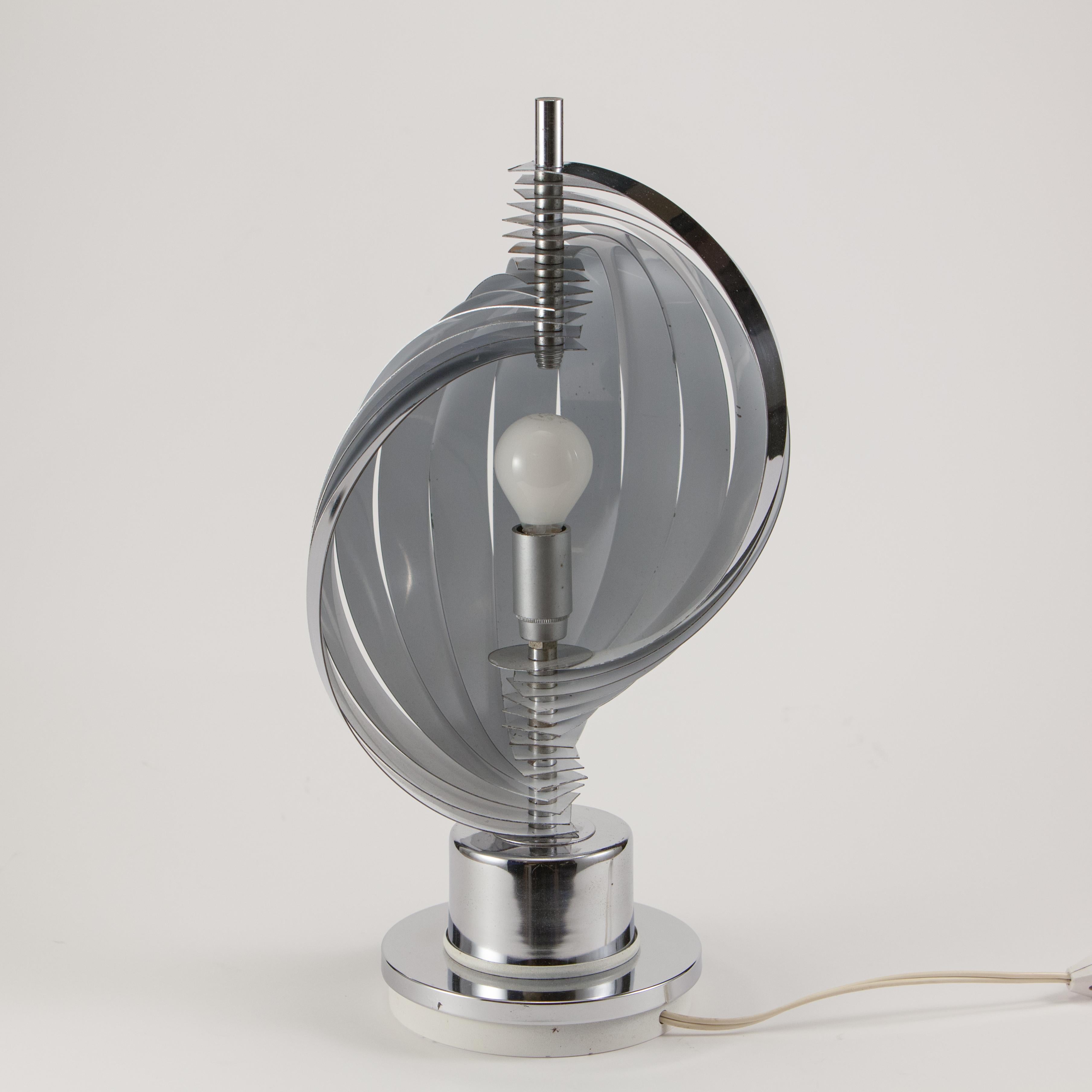 Tischlampe mit spiralförmigen Schienen, 70er-Jahre im Angebot 1