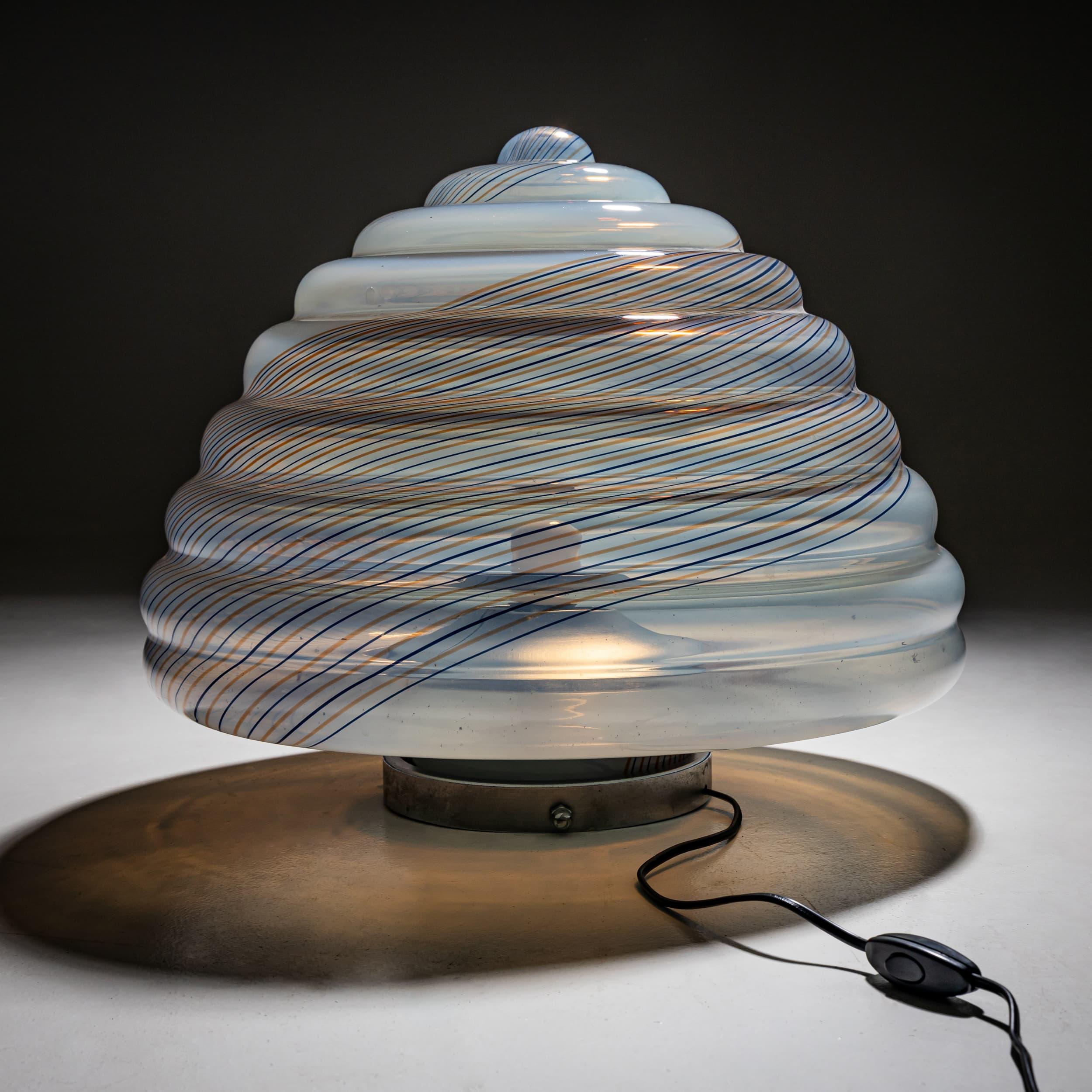 Table Lamp with striped Shade, attributed to LEUCOS, Italy, Mid-20th Century In Good Condition For Sale In Greding, DE