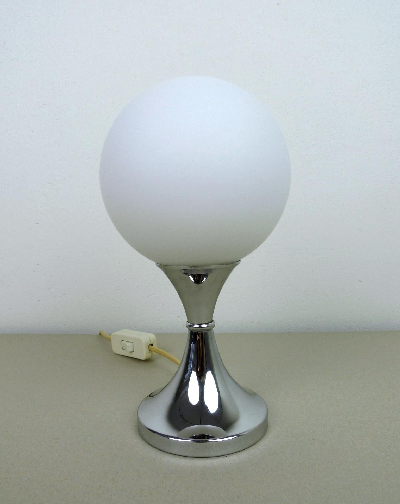 Table Lamp with Tulip Base from Bankamp Leuchten, Germany, 1960s In Good Condition In Berlin, DE