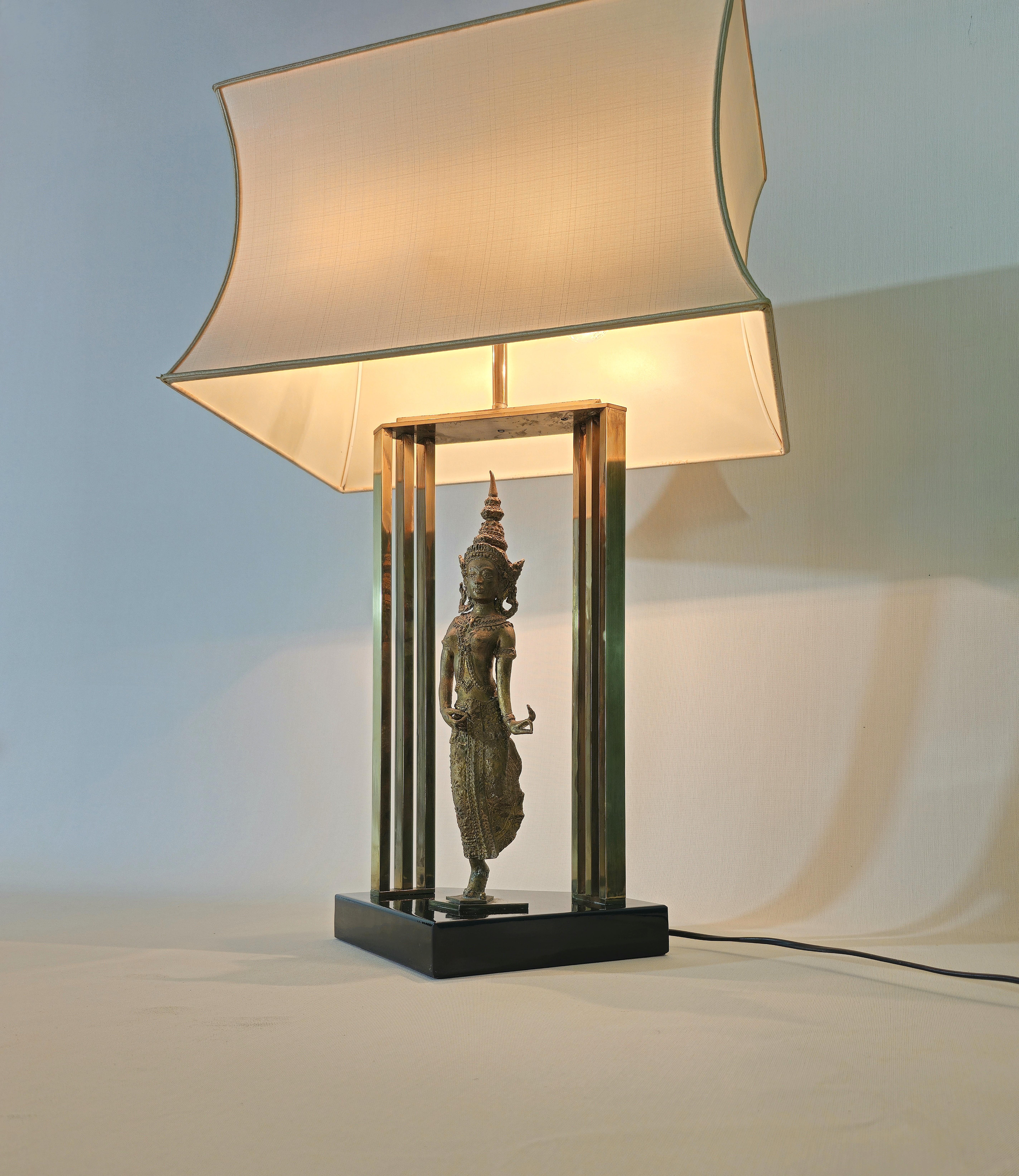 Lampes de table laiton design moderne mi-siècle, Italie, années 1960/70 en vente 7