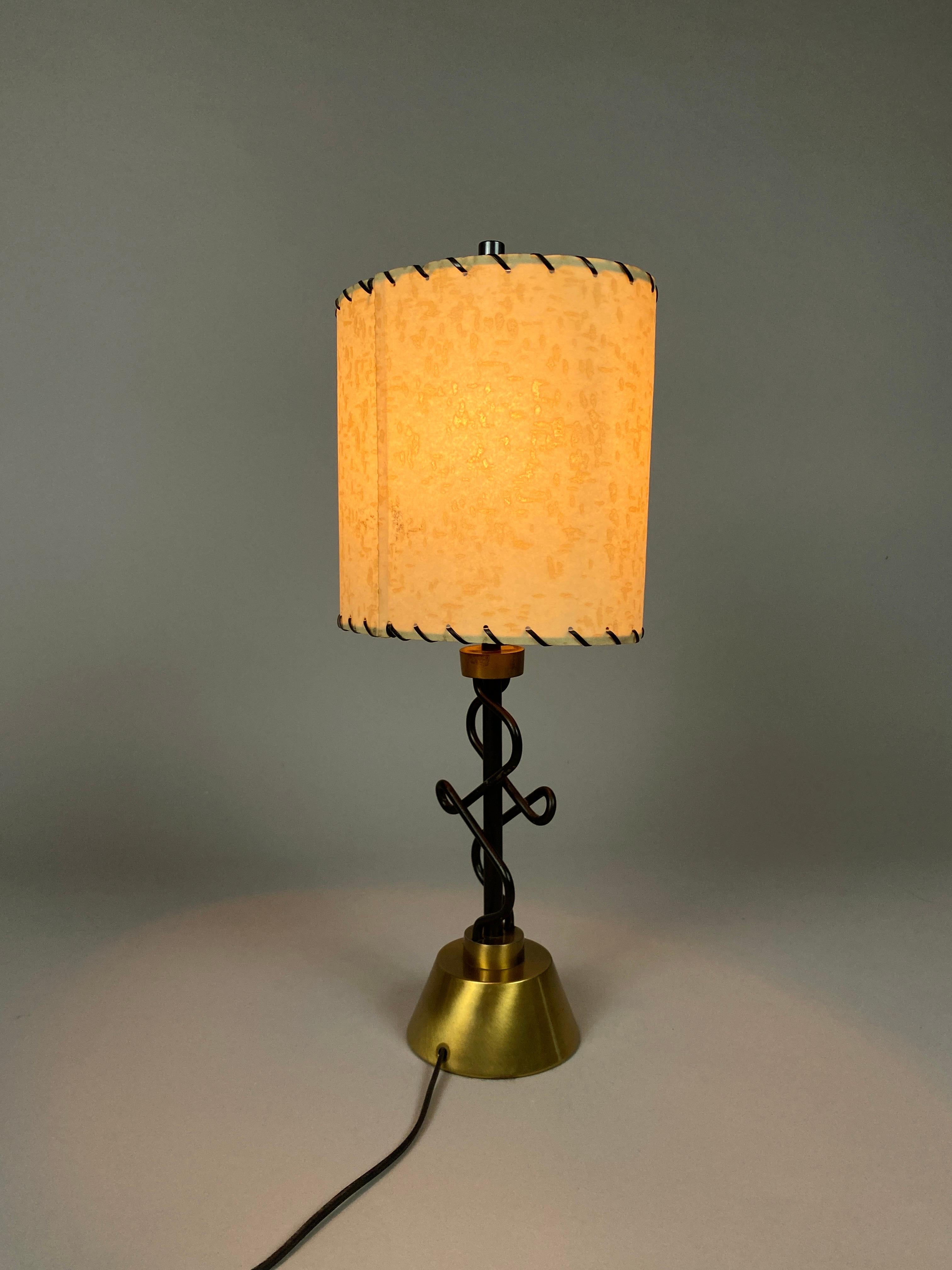 Lámparas de mesa de The Majestic Lamp Co. mediados del siglo XX en venta